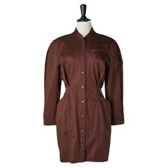 Abito in cotone marrone con chiusura a scatto sul davanti Thierry Mugler Circa anni '90
