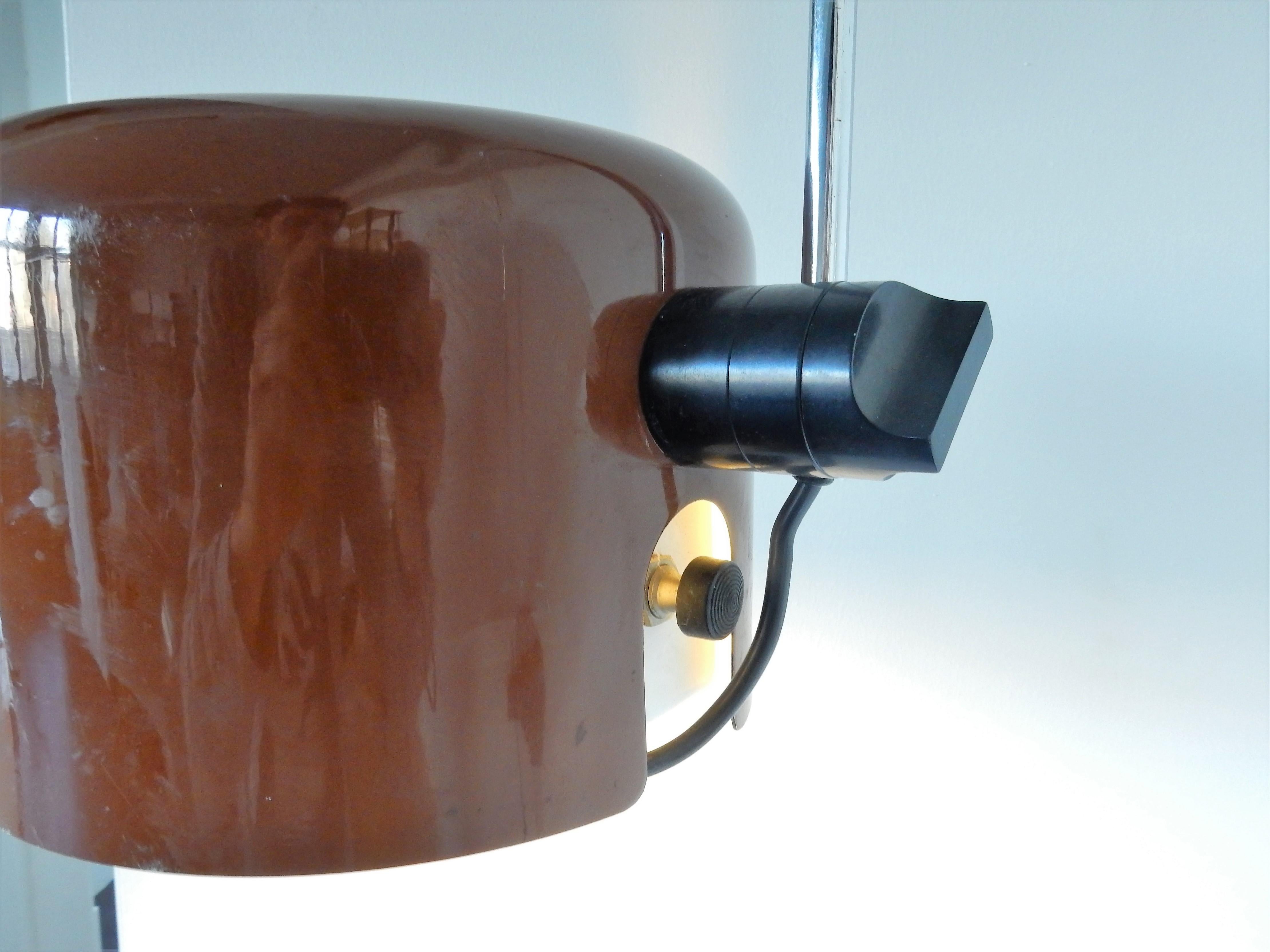 Brown Coupé wall lamp by Joe Colombo for Oluce, Italy, 1967 In Good Condition In Steenwijk, NL