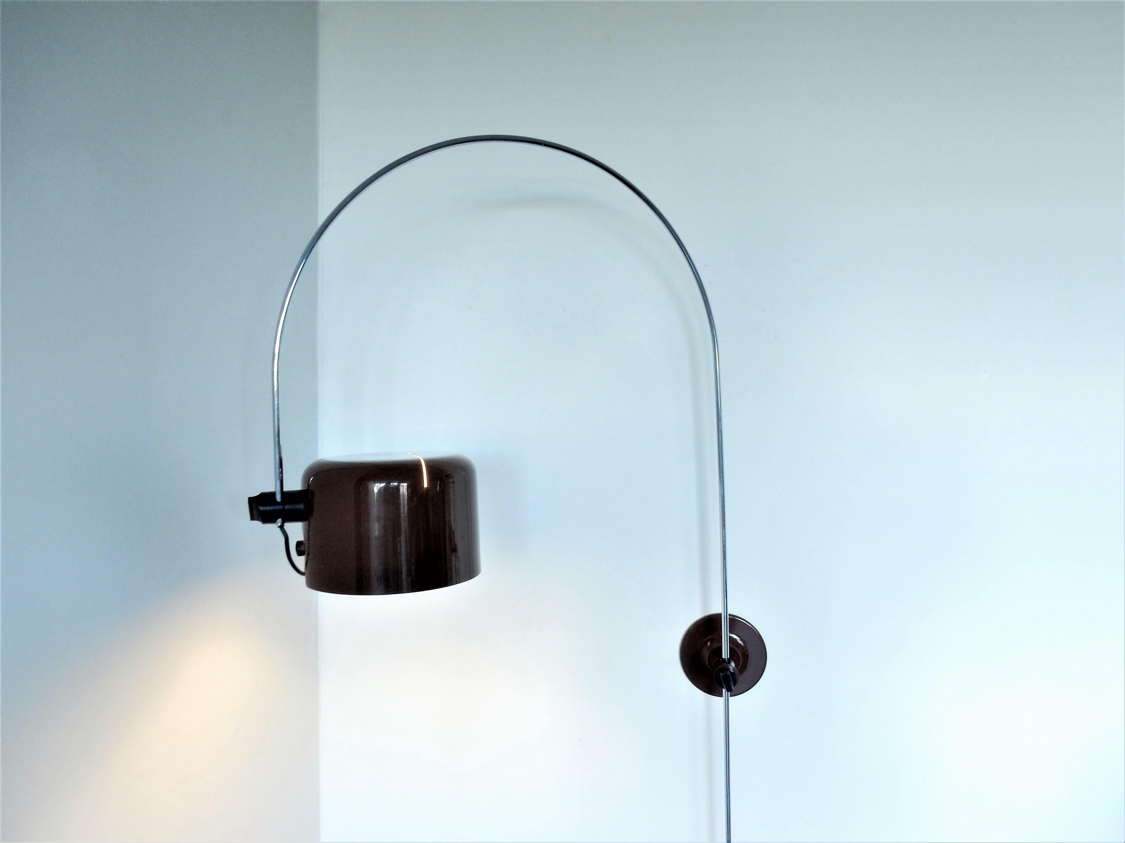 Mid-20th Century Brown Coupé wall lamp by Joe Colombo for Oluce, Italy, 1967