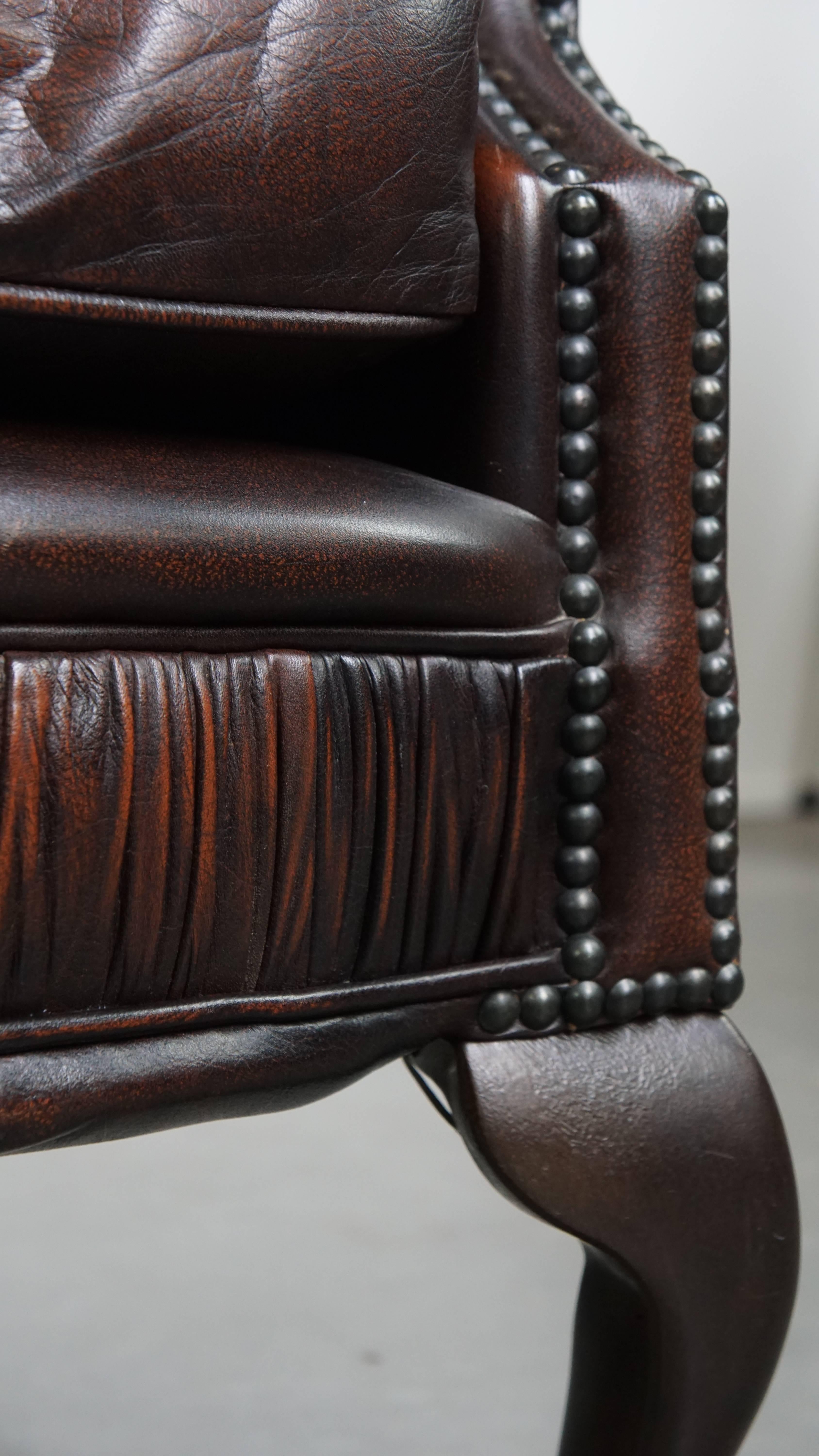 Sedia Chesterfield Wingback in pelle di vacchetta marrone in vendita 4