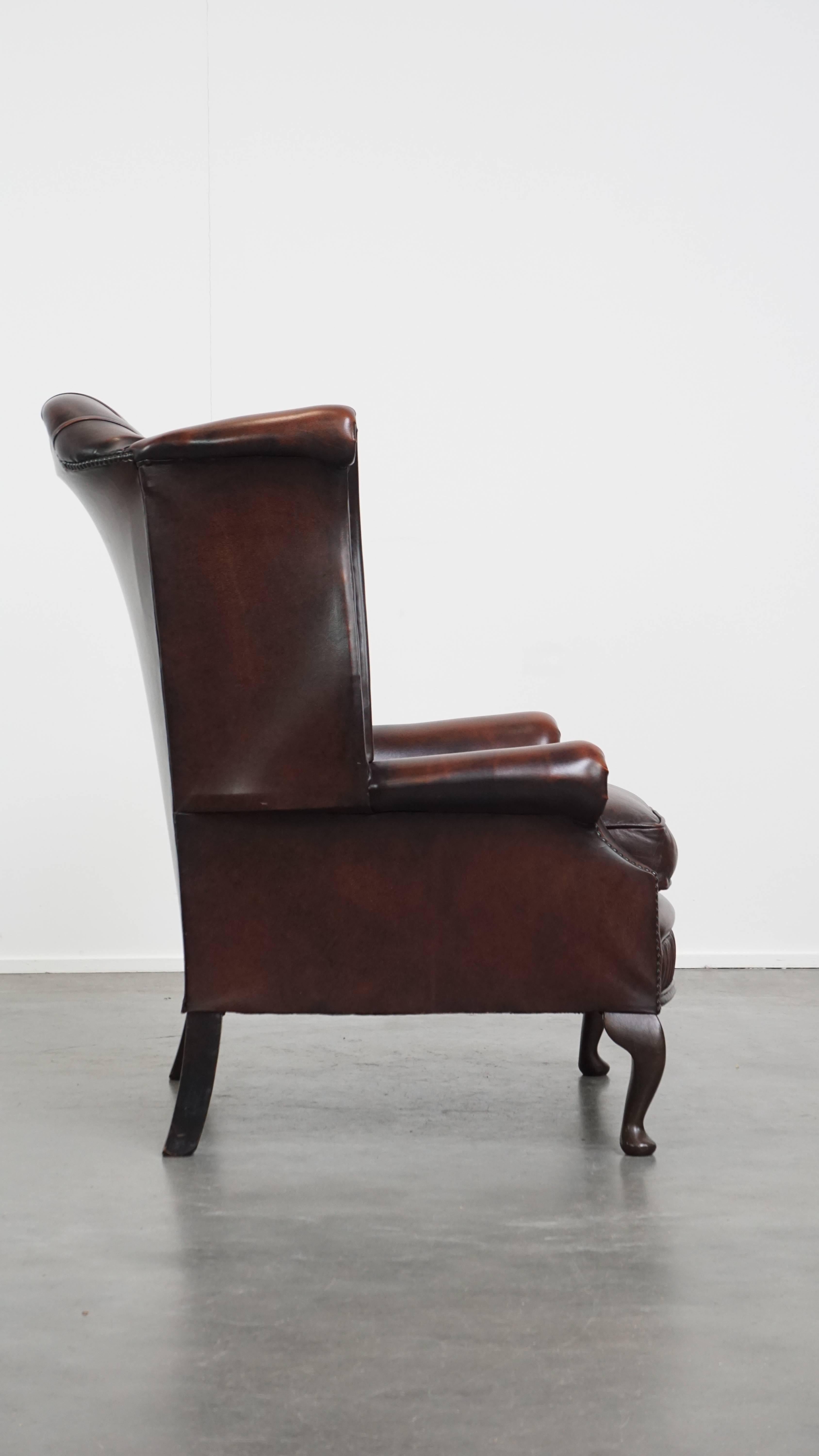 Romano classico Sedia Chesterfield Wingback in pelle di vacchetta marrone in vendita