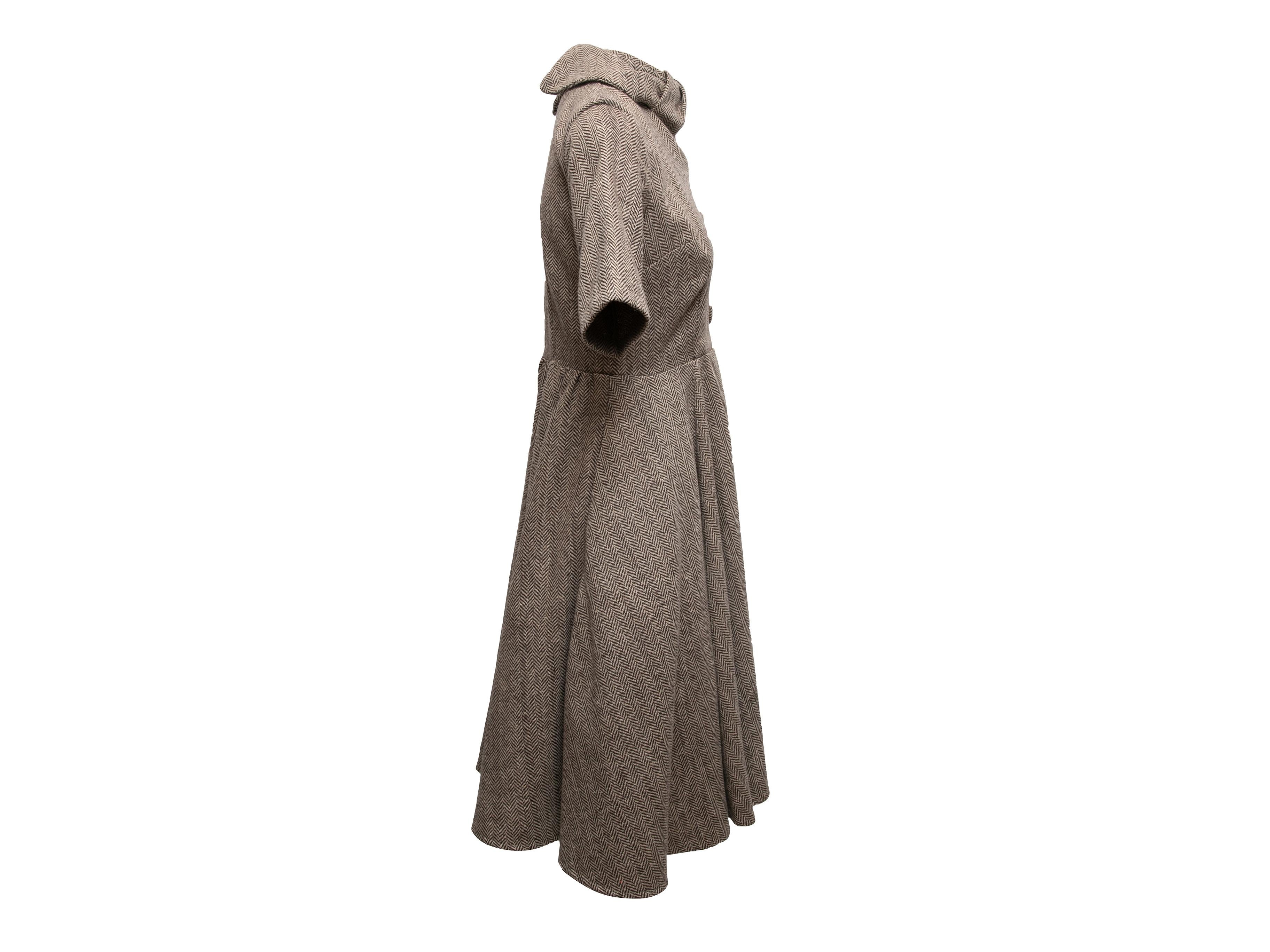 Brown & Cream Eshakii Wollmischung Fischgrät A-Linien Kleid Größe US 8 (Weiß) im Angebot