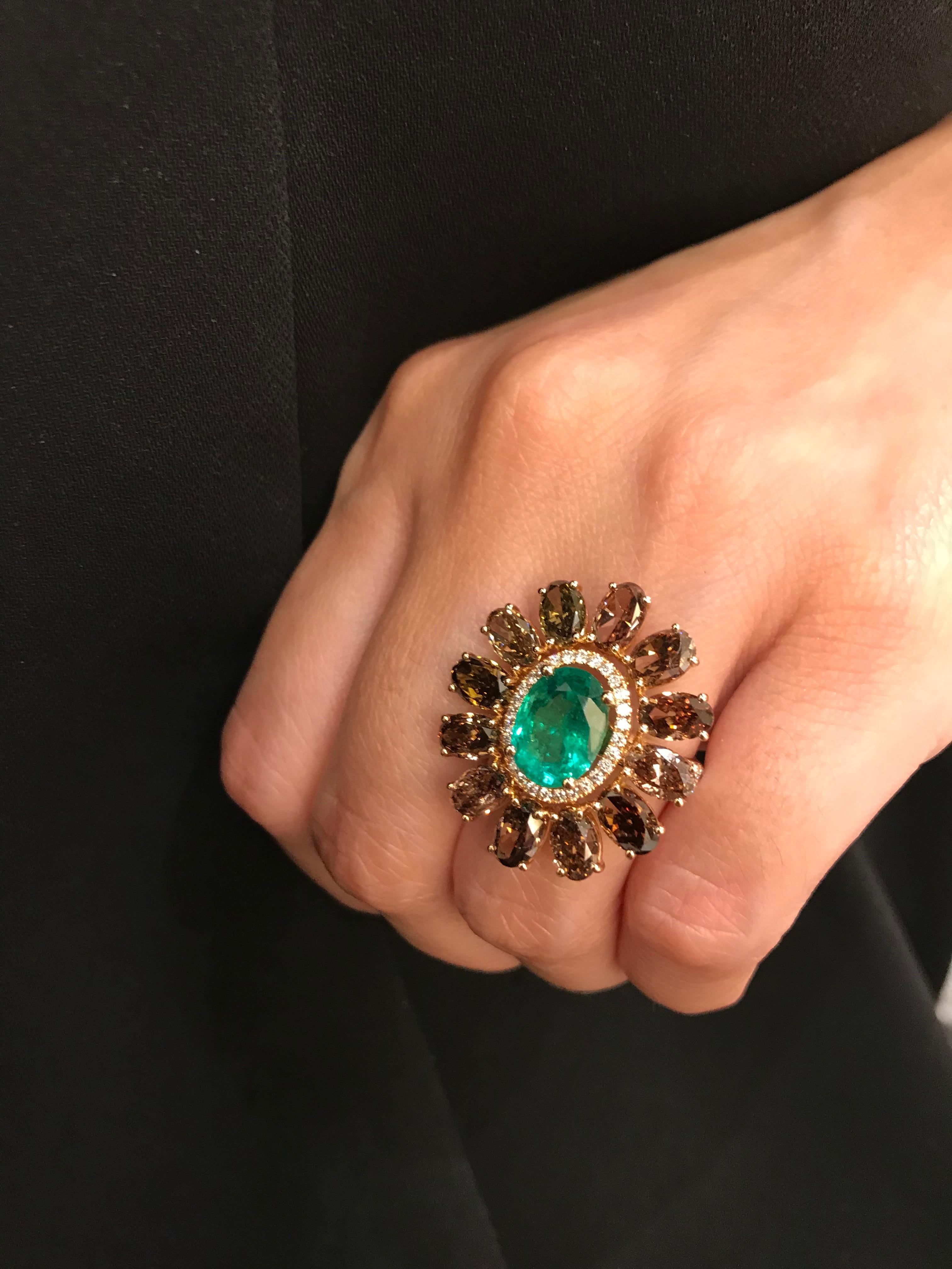 Contemporary Brown Diamond and Emerald Cluster Cocktail Ring For Sale