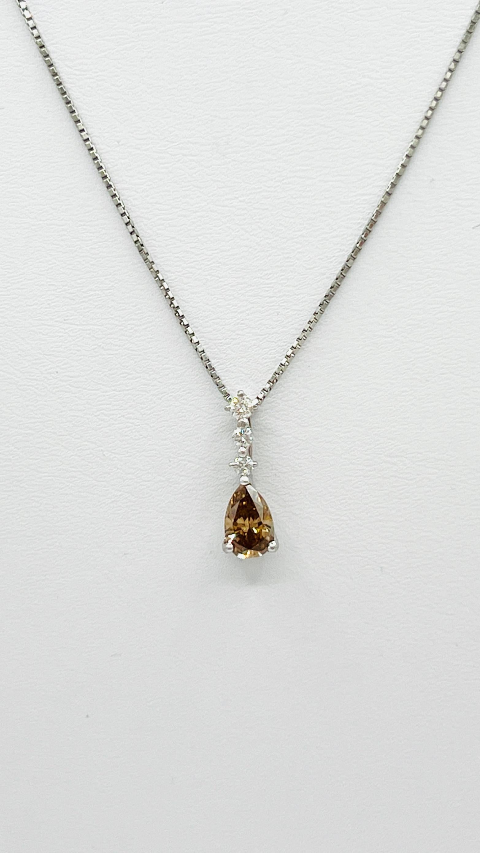 da uomo o donna Collana con diamante marrone e diamante bianco in platino in vendita