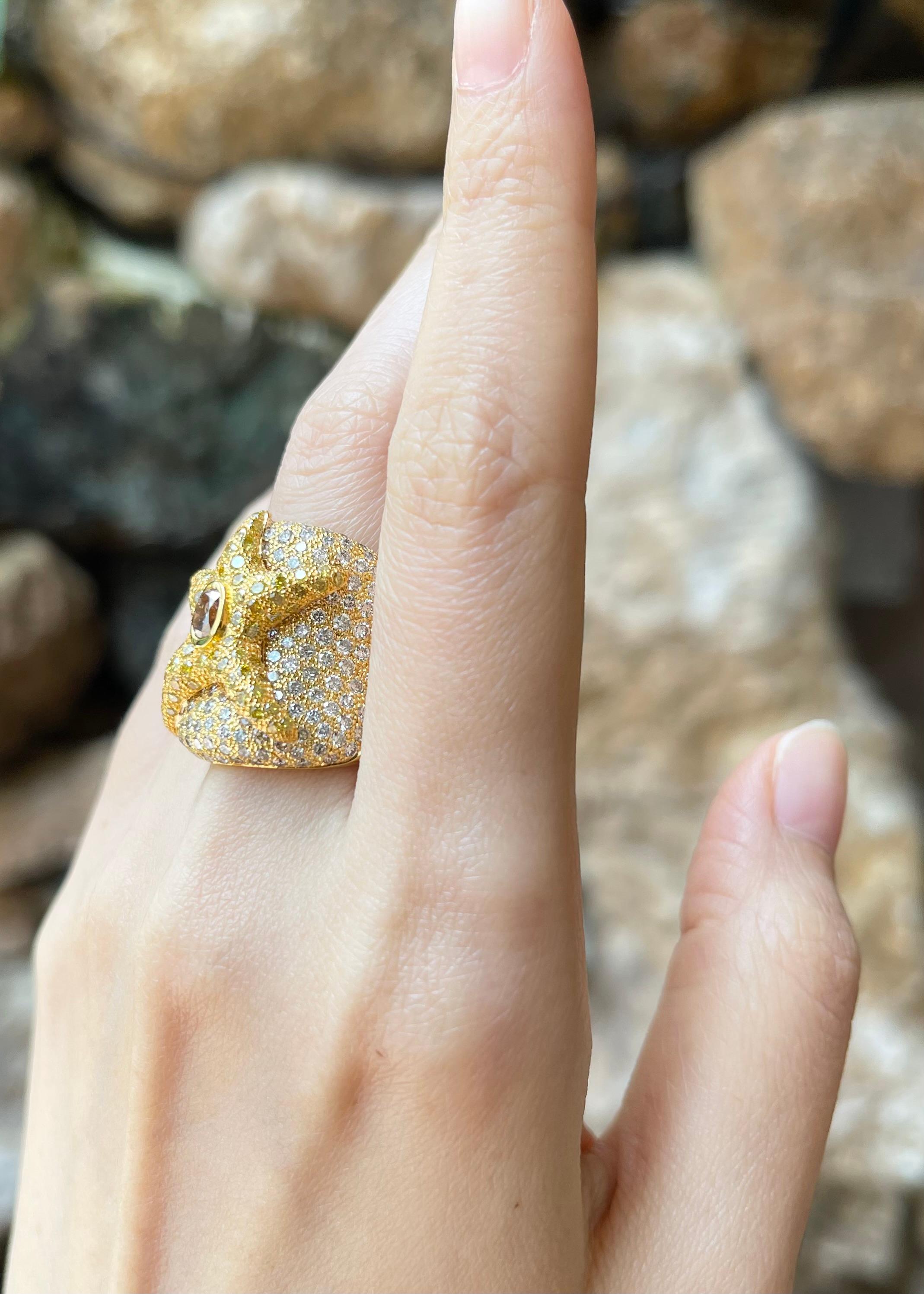 Bague étoile de mer en or 18 carats, diamant brun et diamant jaune Neuf - En vente à Bangkok, TH