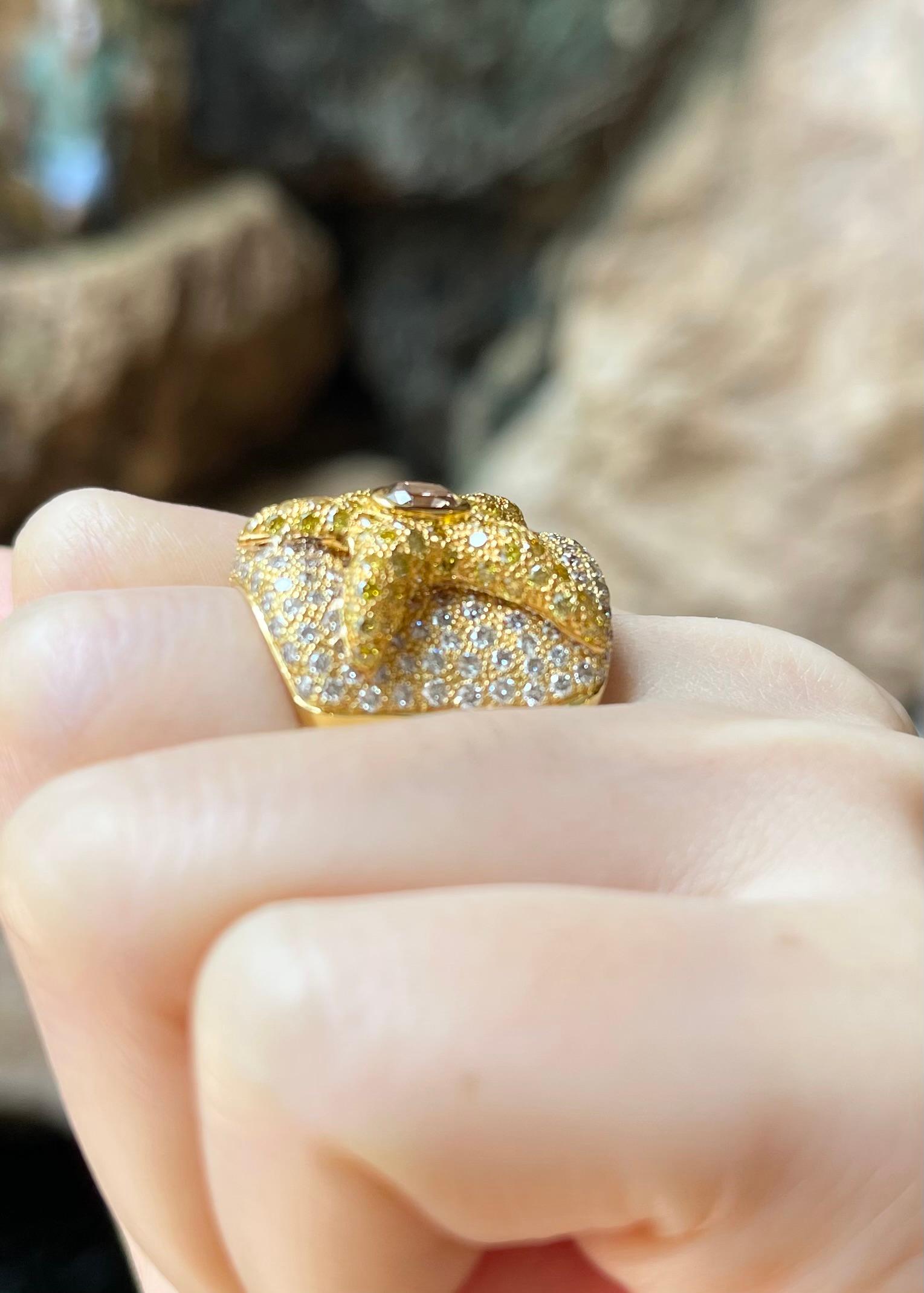 Bague étoile de mer en or 18 carats, diamant brun et diamant jaune en vente 1