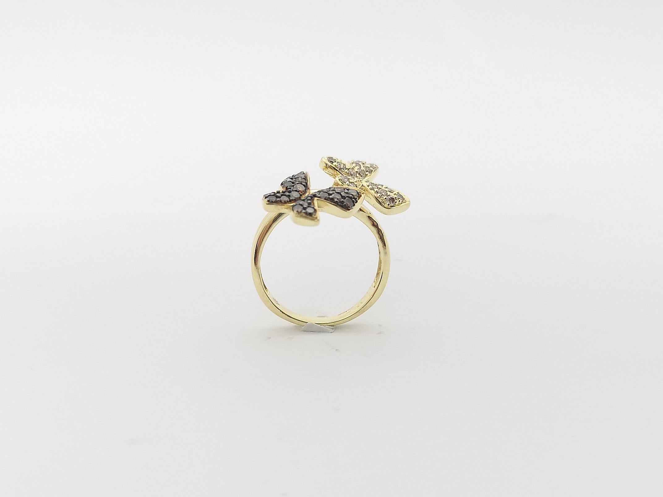 Brown Diamond Butterfly Ring Set in 18k Gold Settings For Sale 3