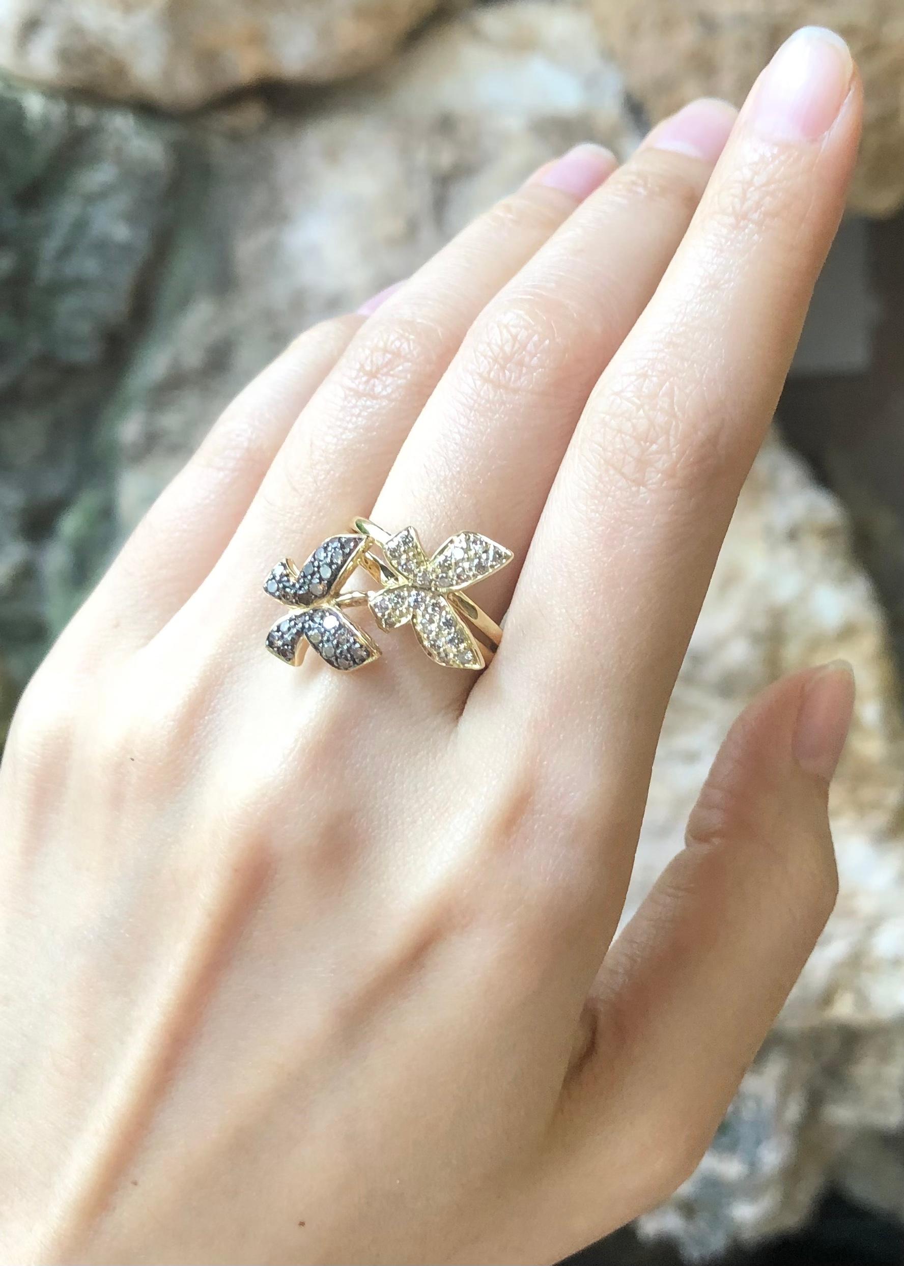 Contemporary Brown Diamond Butterfly Ring Set in 18k Gold Settings For Sale