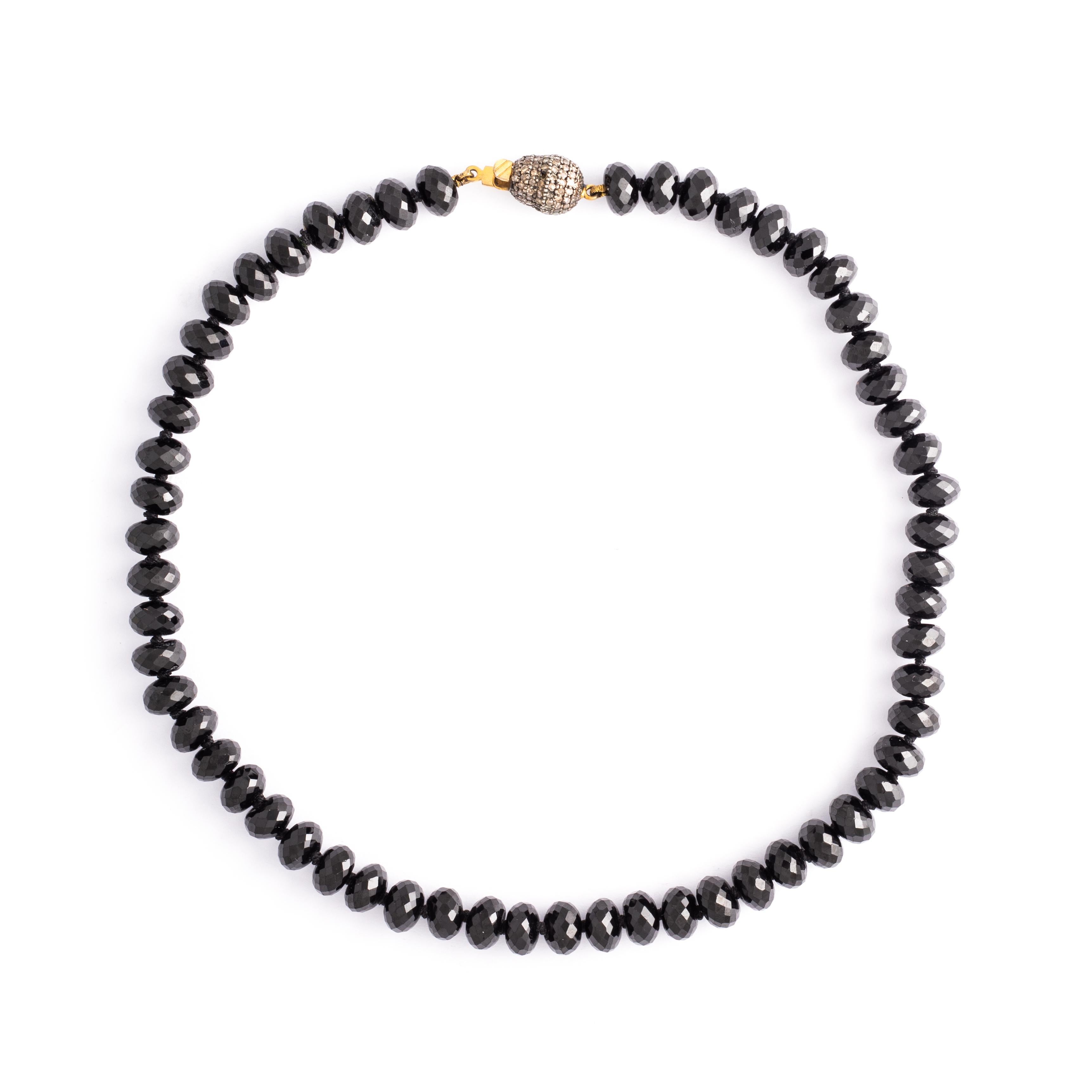 Brown Diamond Clasp Onyx multi facets Beaded Necklace.

Total length: approximately 16.14 inches (41.00 centimeters).
Total weight: 61.78 grams.
