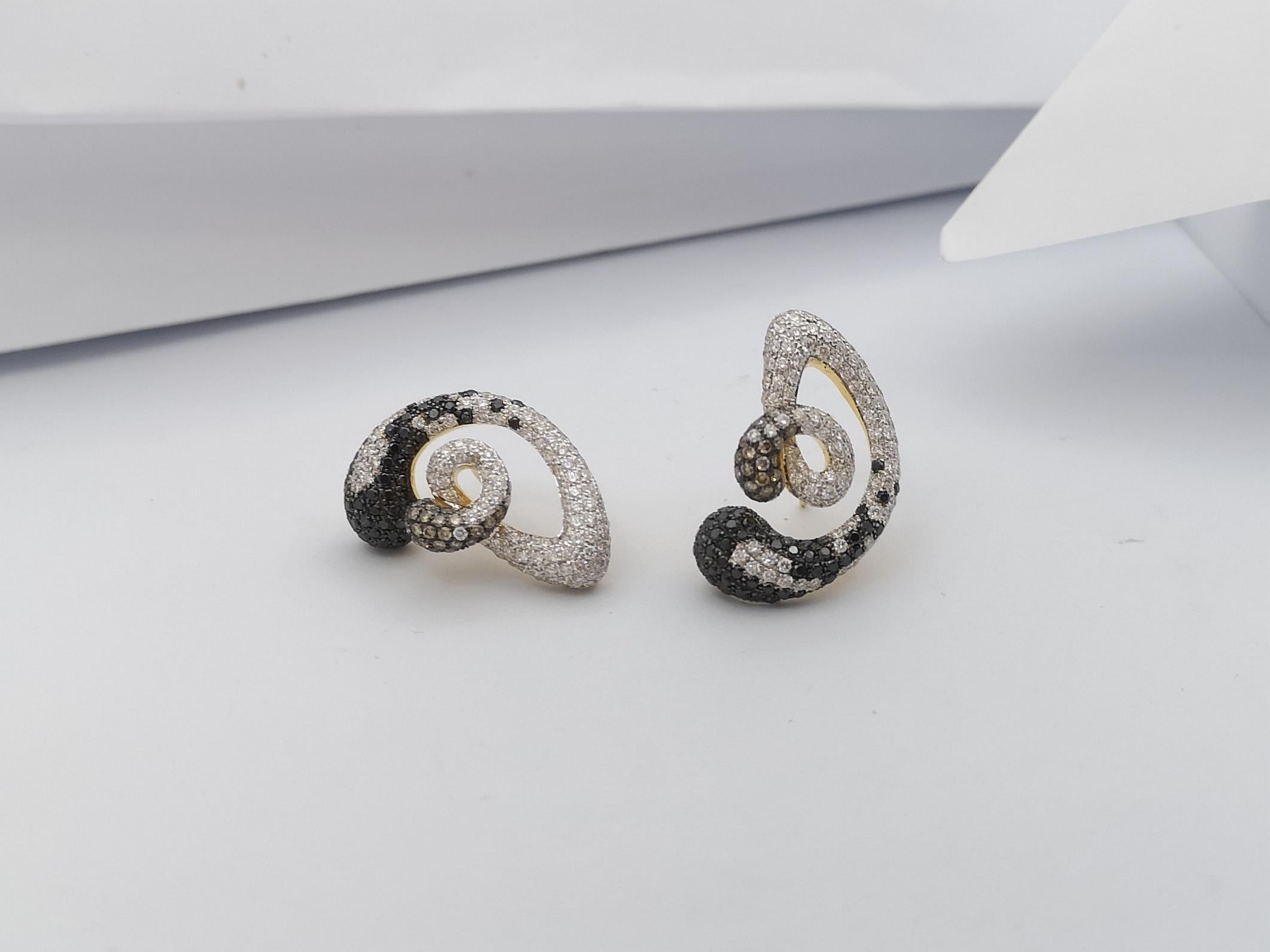 Brown Diamond, Diamond and Black Diamond Earrings Set in 18 Karat Gold Settings For Sale 1