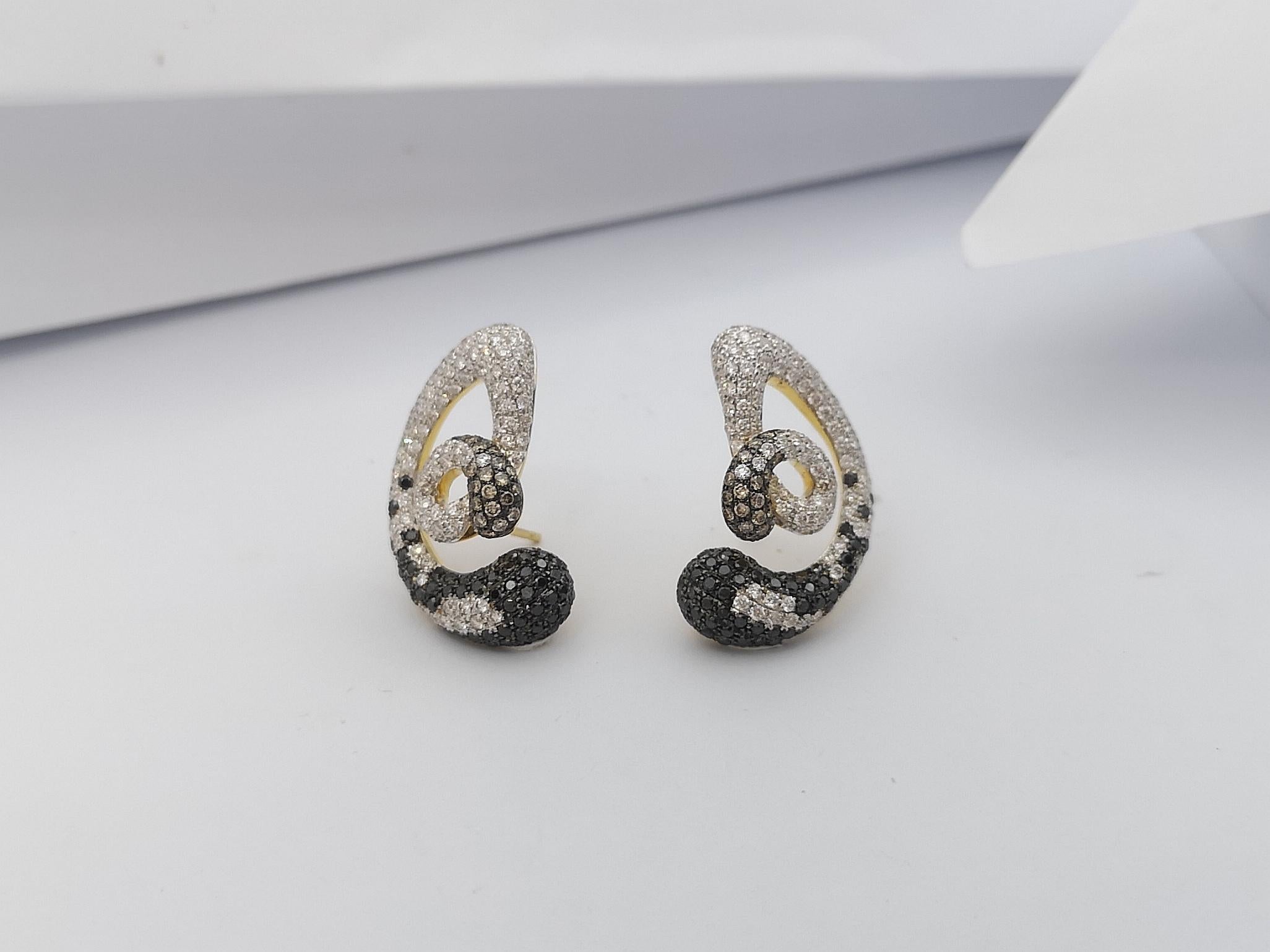 Brown Diamond, Diamond and Black Diamond Earrings Set in 18 Karat Gold Settings For Sale 2