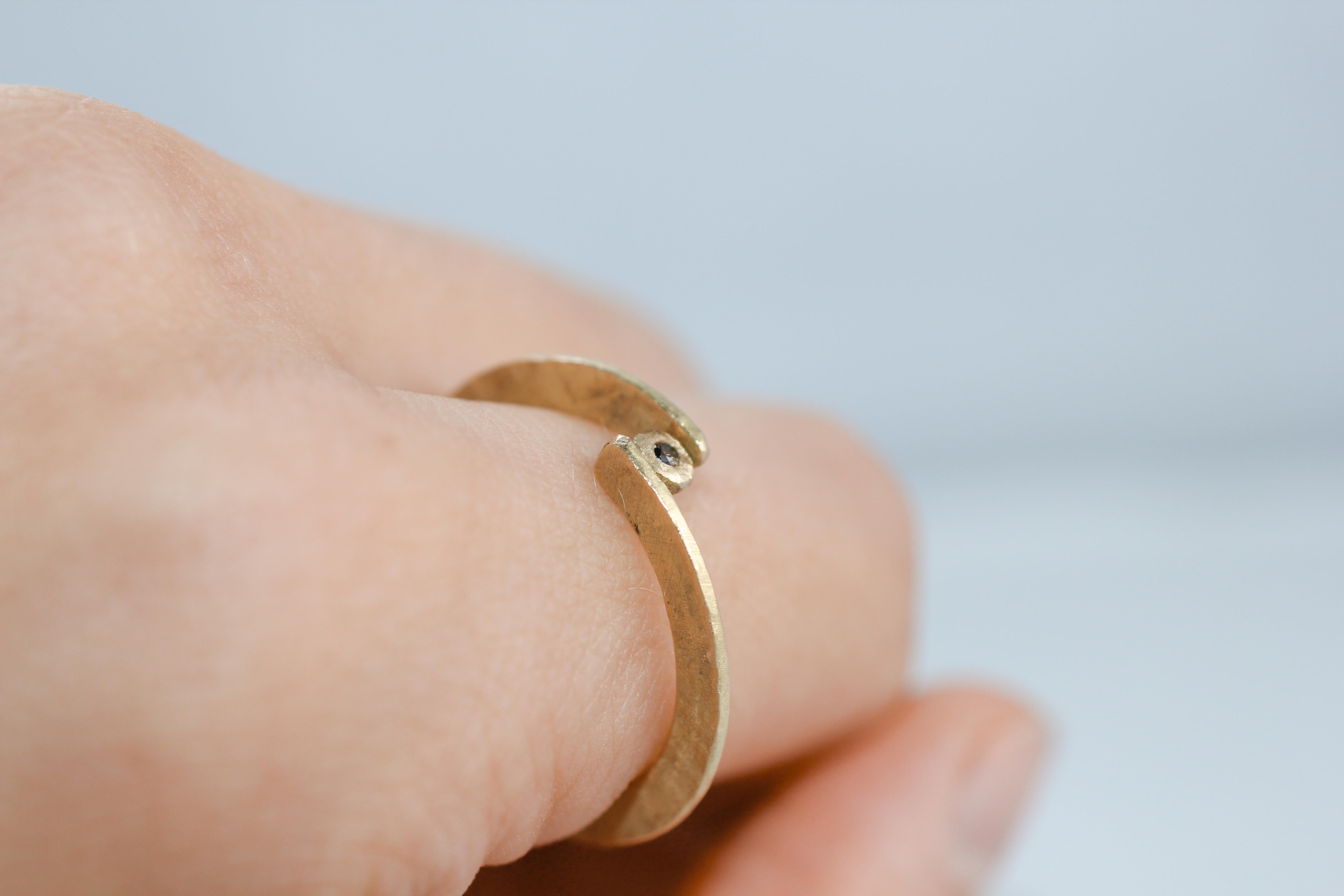 Brauner Diamant in 18 Karat Gold Mode-Ring Mehr Stacking Ideas AB Jewelry NYC im Angebot 1