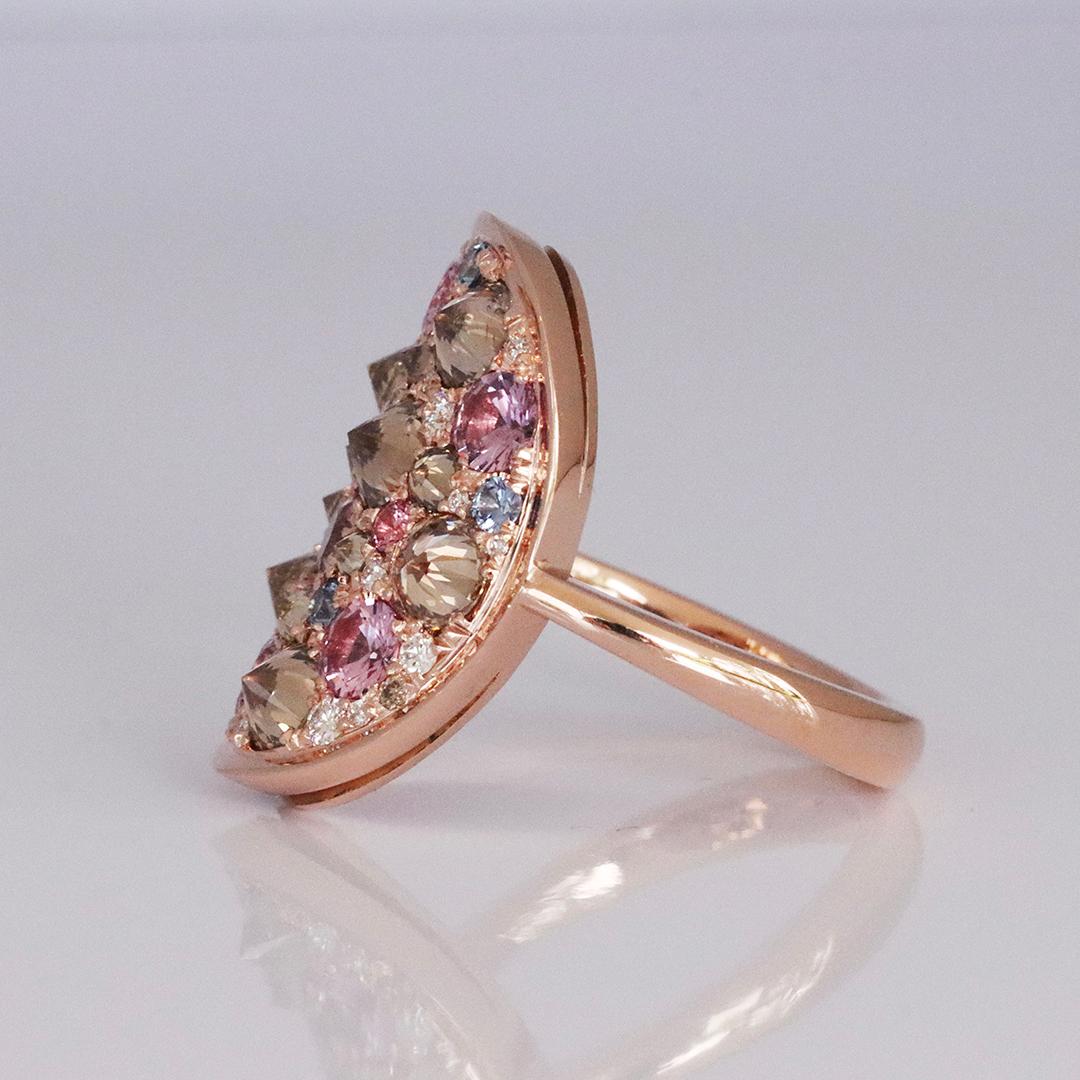 Brown Diamond Unheated Purplish Pink Sapphire Blue Sapphire White Diamond Ring In New Condition In Antwerp, BE