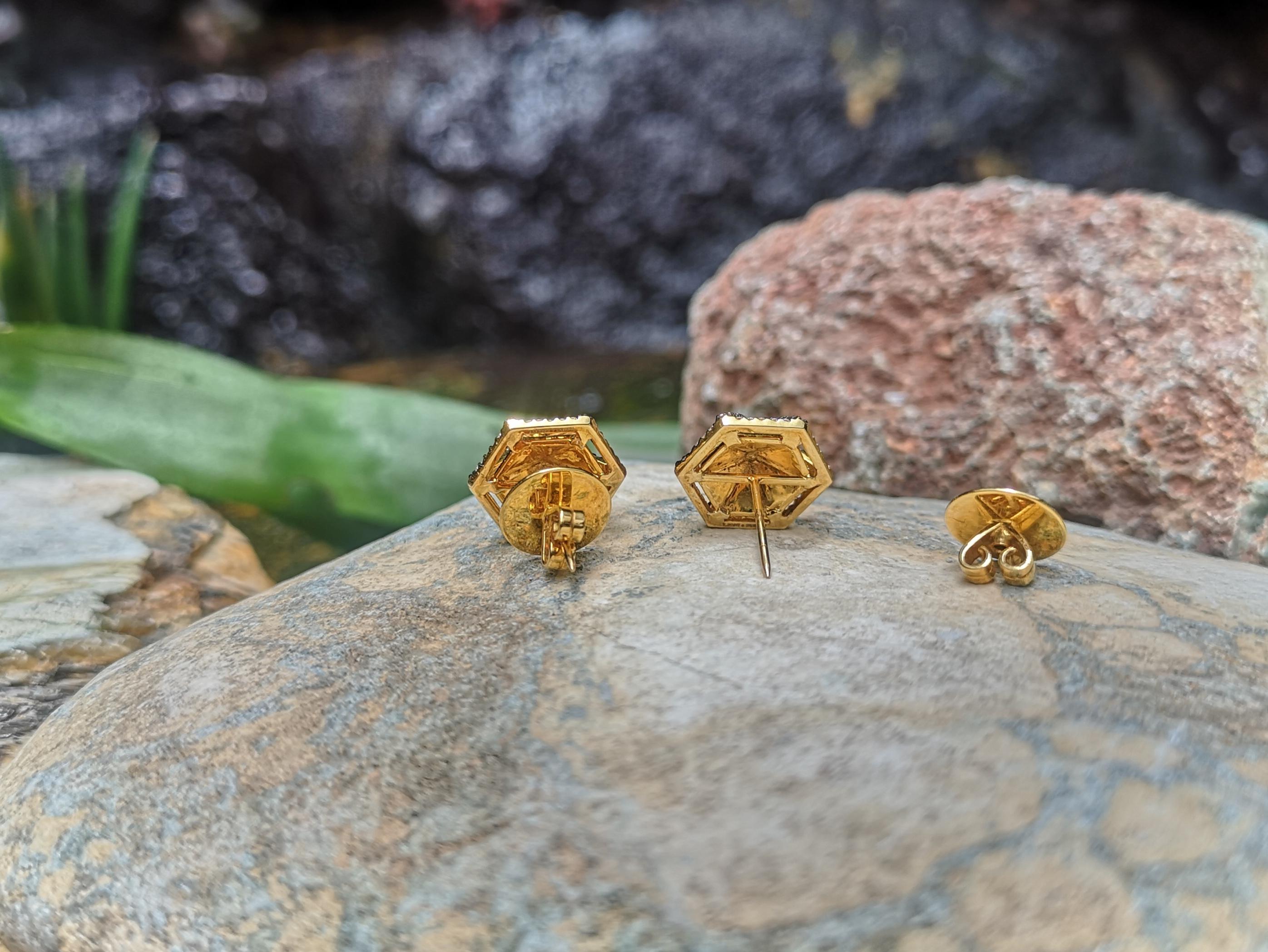 Boucles d'oreilles en or 18 carats avec diamant Brown par Kavant & Sharart en vente 2