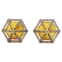 Brauner Diamant mit Diamantohrringen aus 18 Karat Gold von Kavant & Sharart
