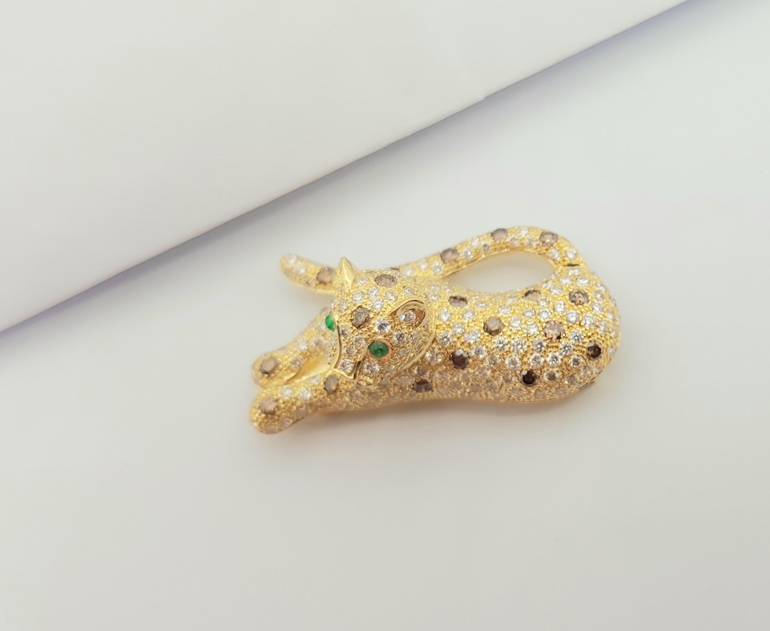 Spilla con diamante marrone e pantera di smeraldo in oro 18 carati in vendita 3
