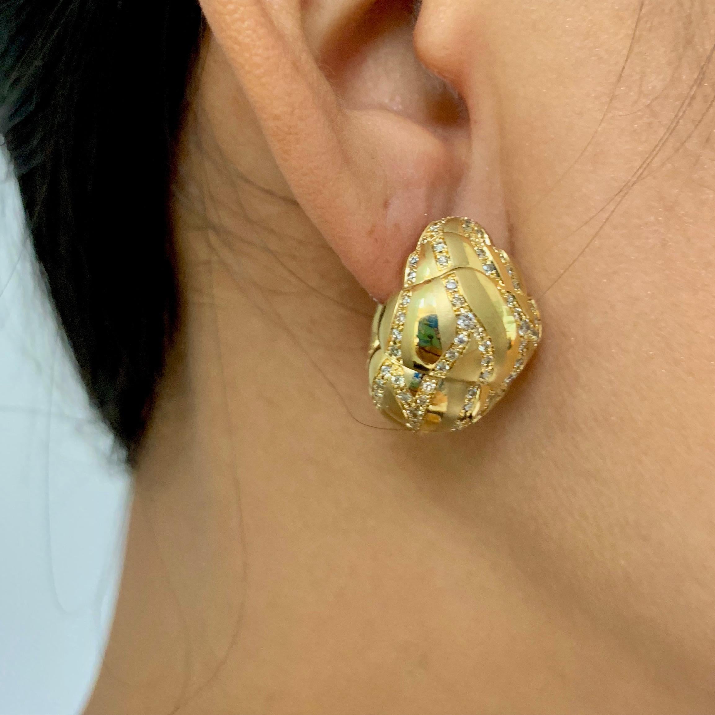 Brown Diamonds 18 Karat Yellow Gold Sand-Dune Earrings For Sale 2