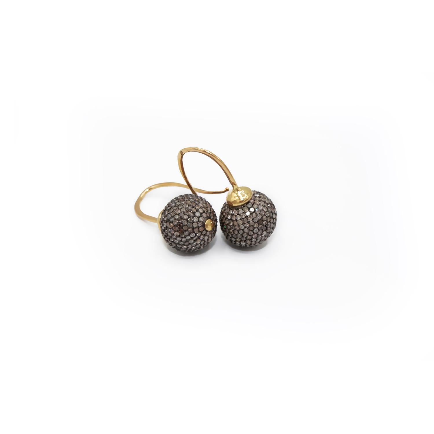 Artisan Brown Diamonds Pavé 18 Karat Yellow Gold Earrings For Sale