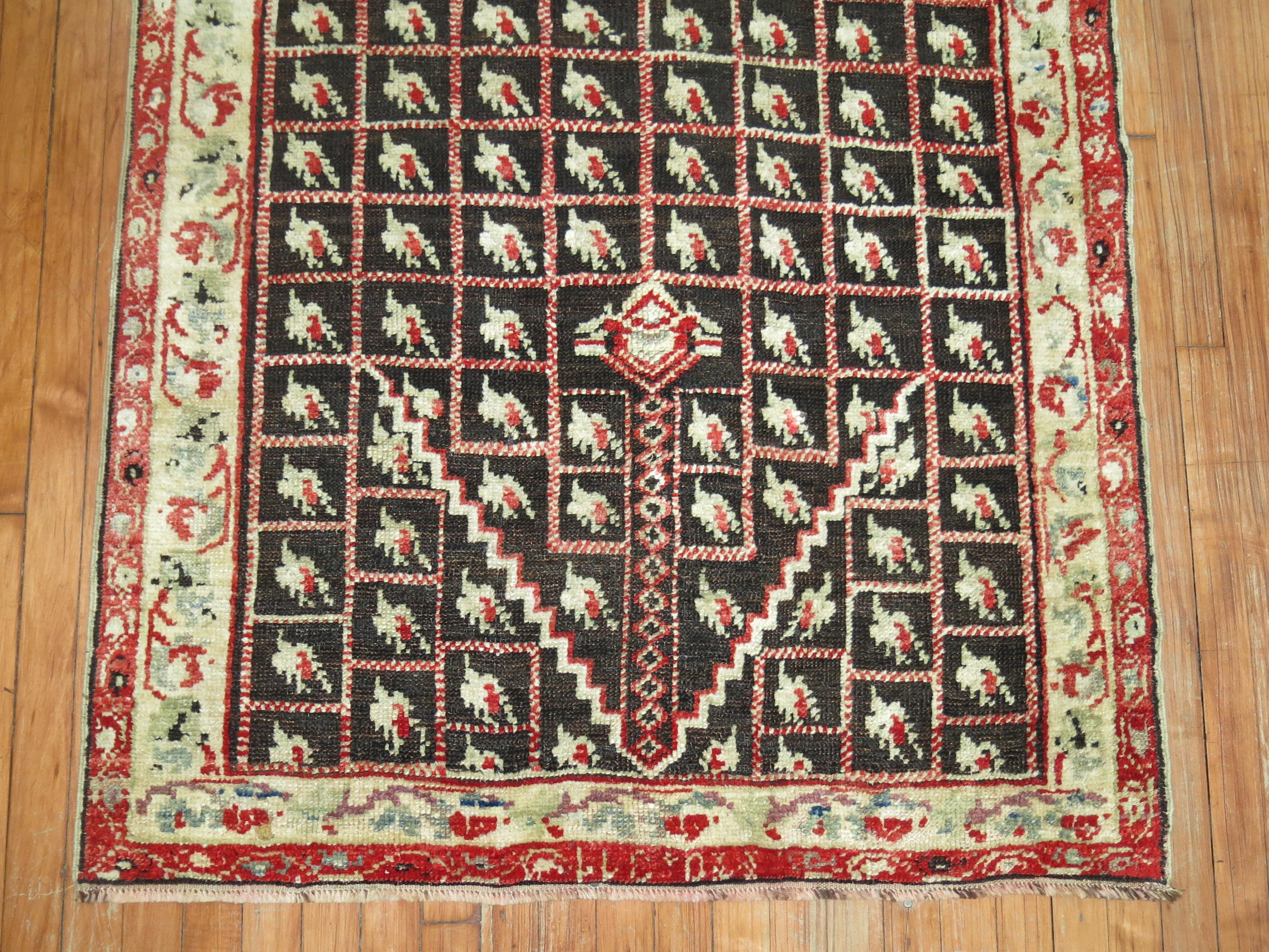 Hand-Woven Brown Early 20th Century Antique Turkish Ghiordes Rug For Sale