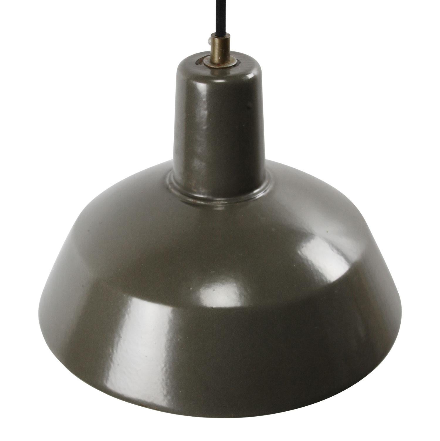 Small Industrial pendant
Brown enamel white interior
2 meter black cotton wire

Weight: 0.5 kg / 1.1 lb

Priced per individual item. All lamps have been made suitable by international standards for incandescent light bulbs, energy-efficient