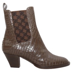 Bottines à talons en croc embossé Brown Fendi Taille 38