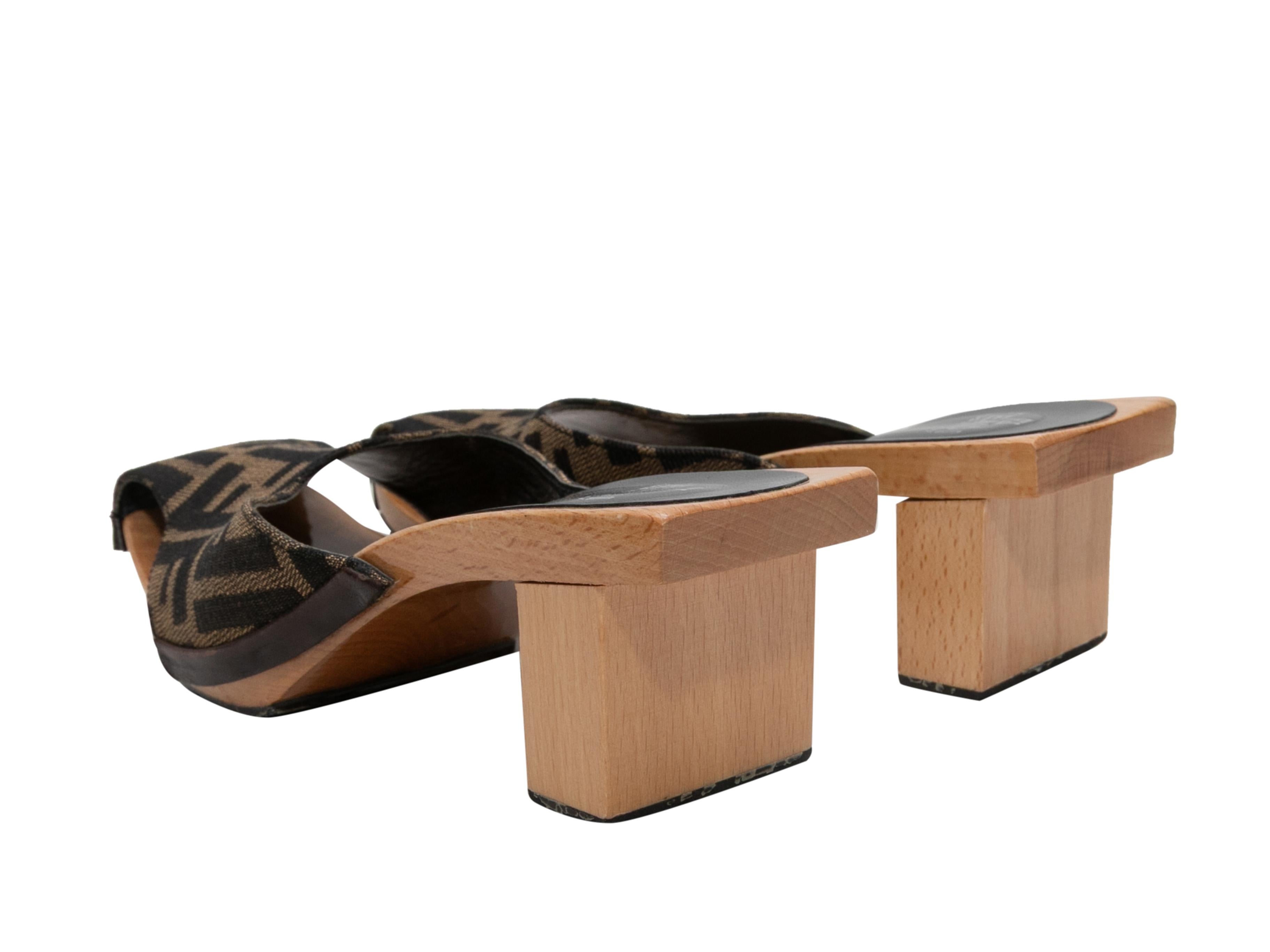 Brown Fendi Zucca Square-Toe Cutout Heeled Mules Size 36 In Good Condition For Sale In New York, NY