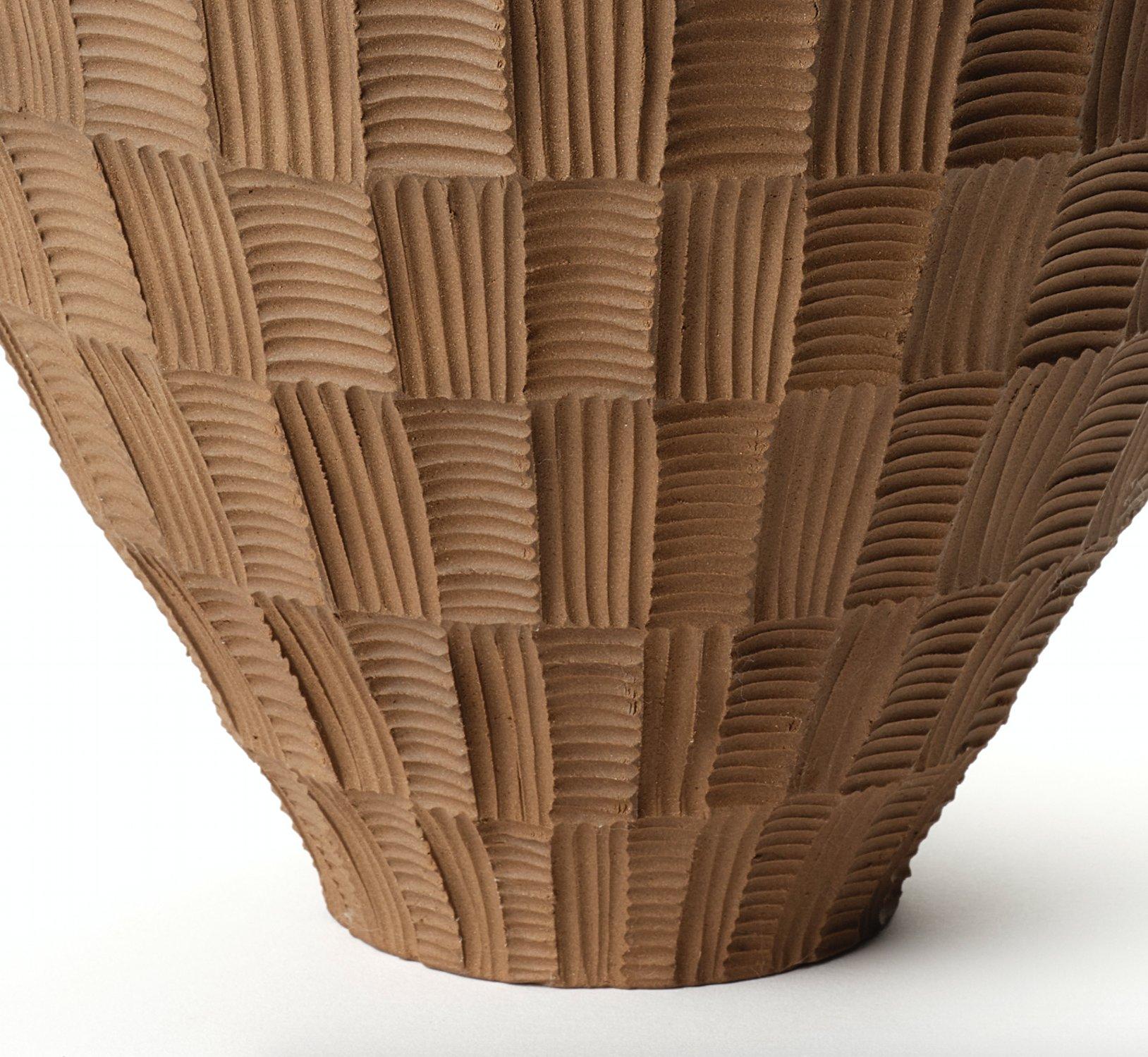 Ceramic Brown Geometric Line Vessel, Heeeun Jun For Sale