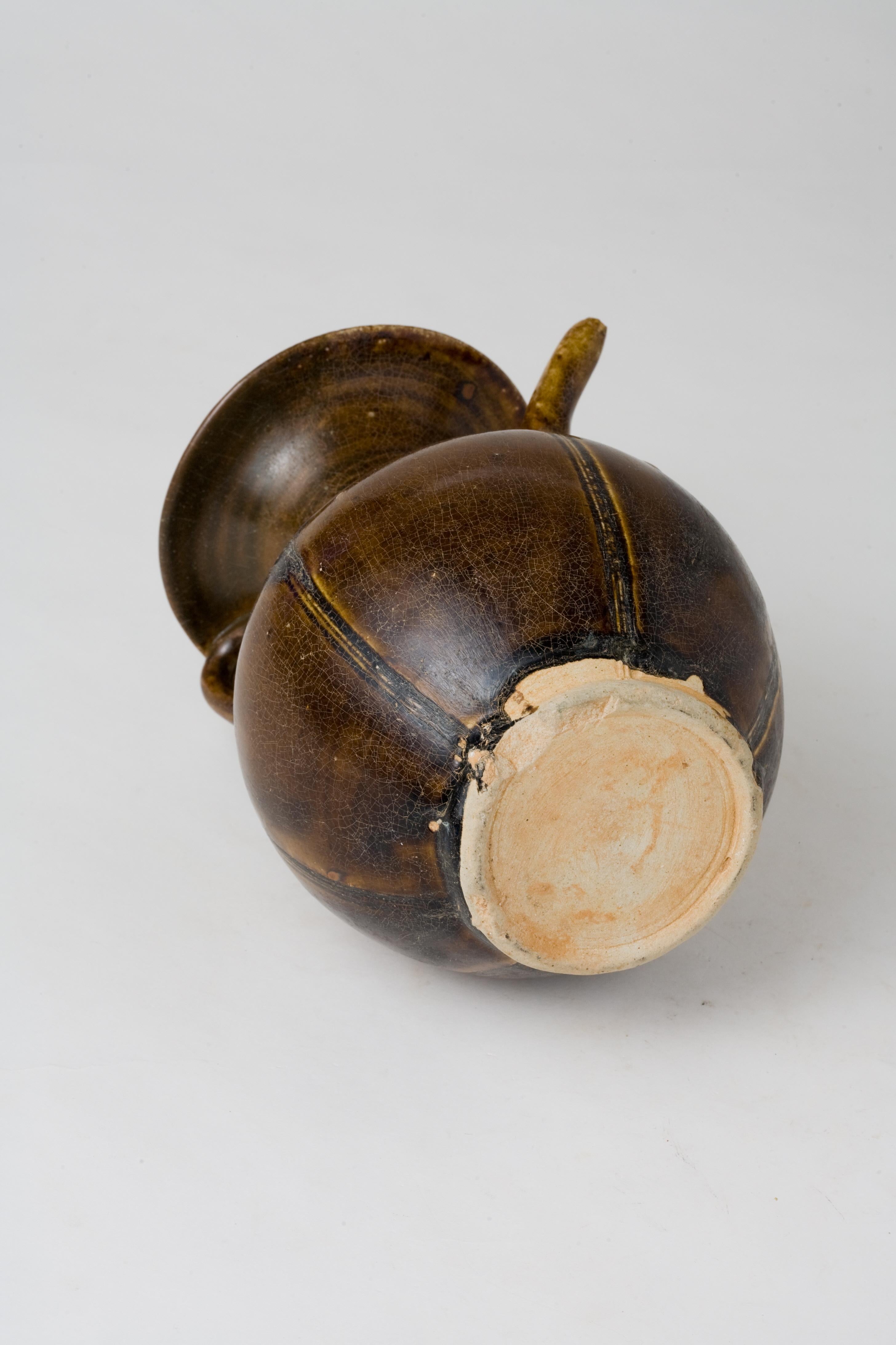 Brown Glazed Ceramic Ewer, Five Dynasties-Song Dynasty For Sale 6