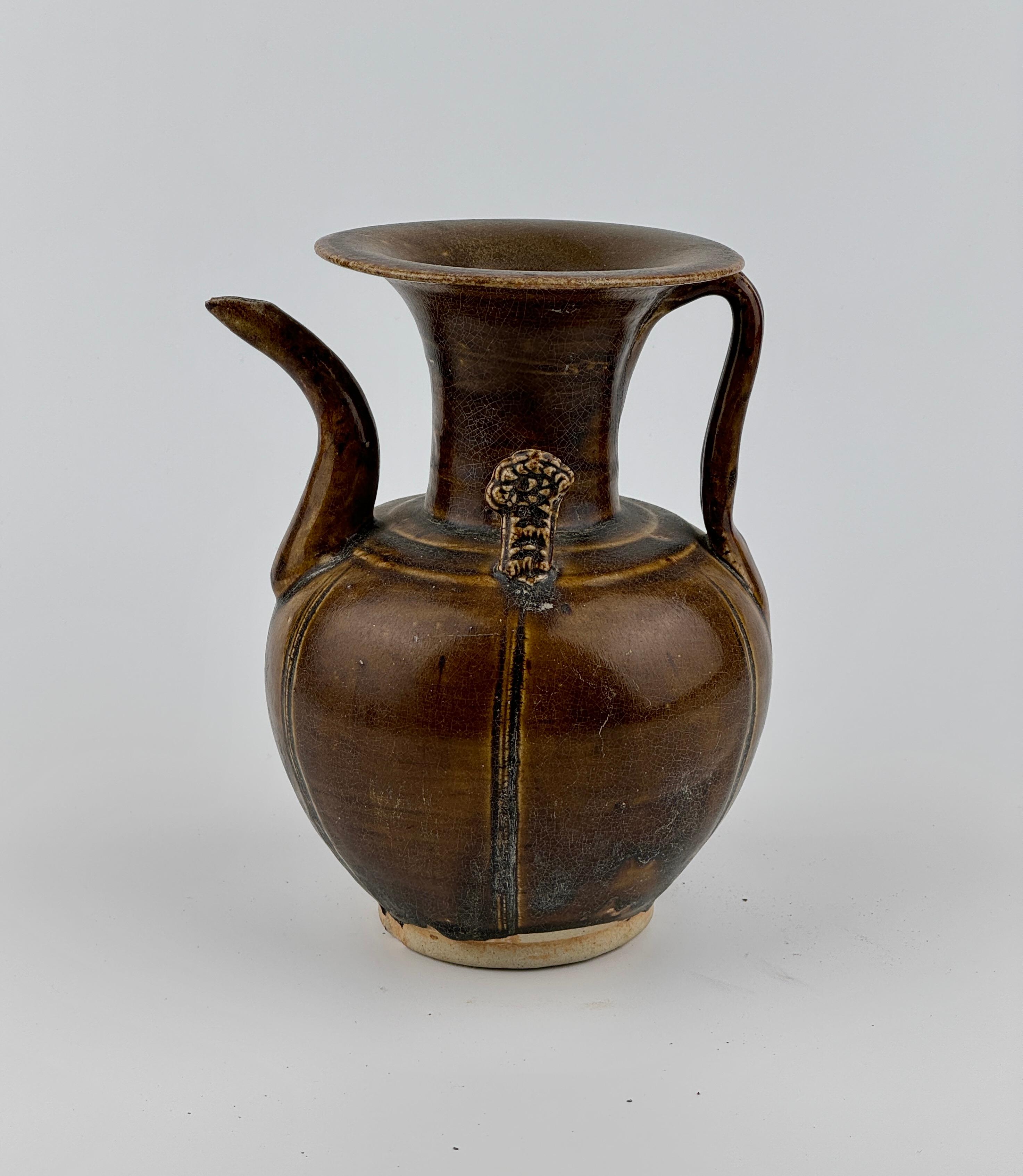Brown Glazed Ceramic Ewer, Five Dynasties-Song Dynasty For Sale 4
