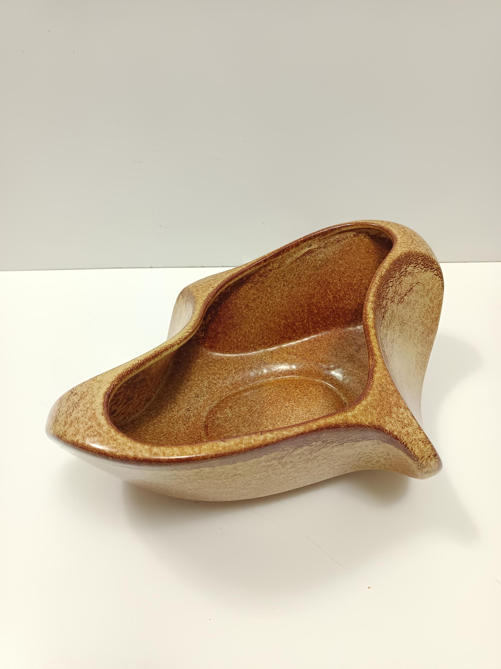 Late 20th Century Brown Glazed Ceramic Trinket Bowl - Centerpiece by Bertoncello, Italy For Sale