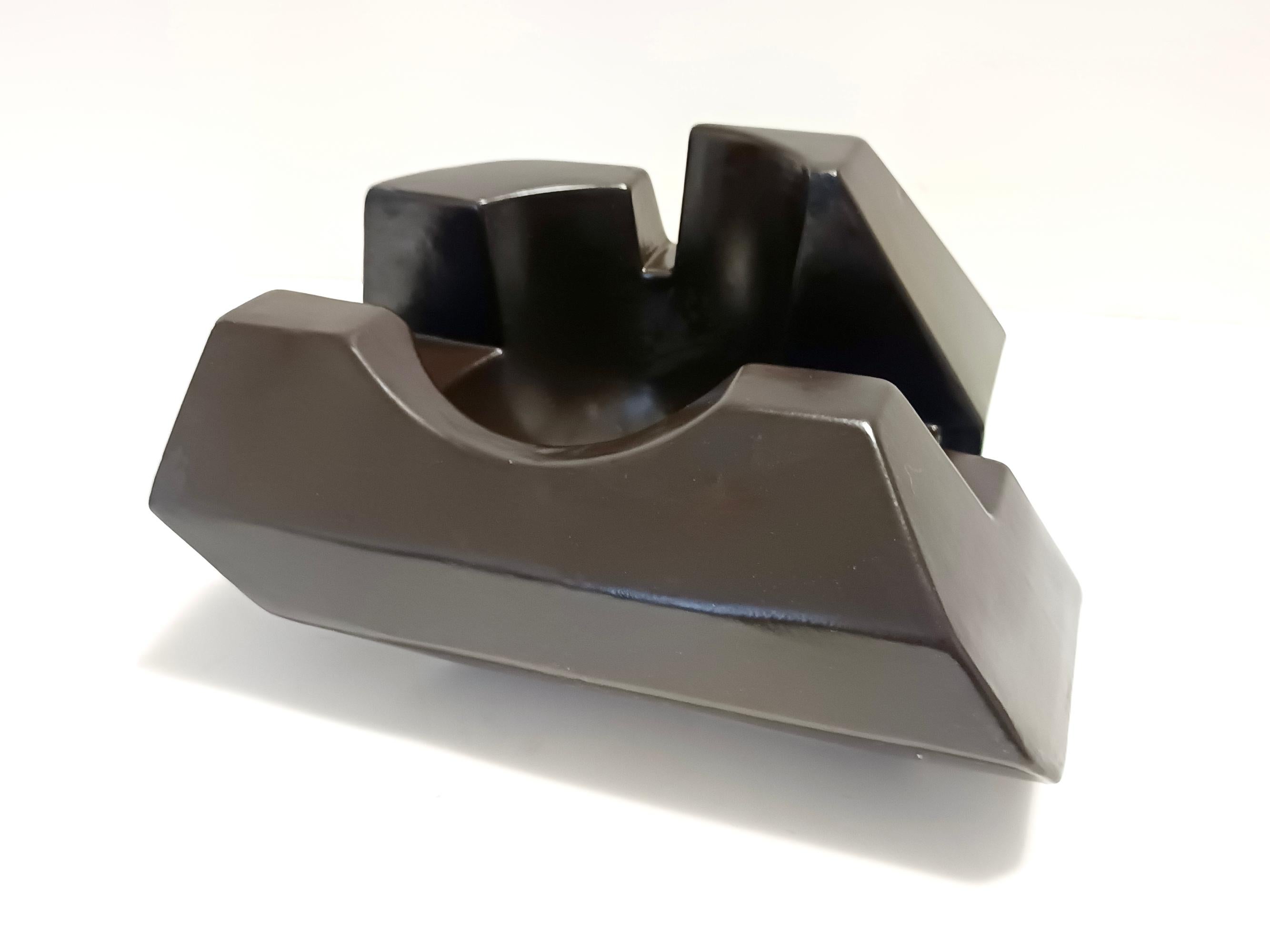 Smaltato Ciotola o scultura in ceramica smaltata marrone, Italia in vendita