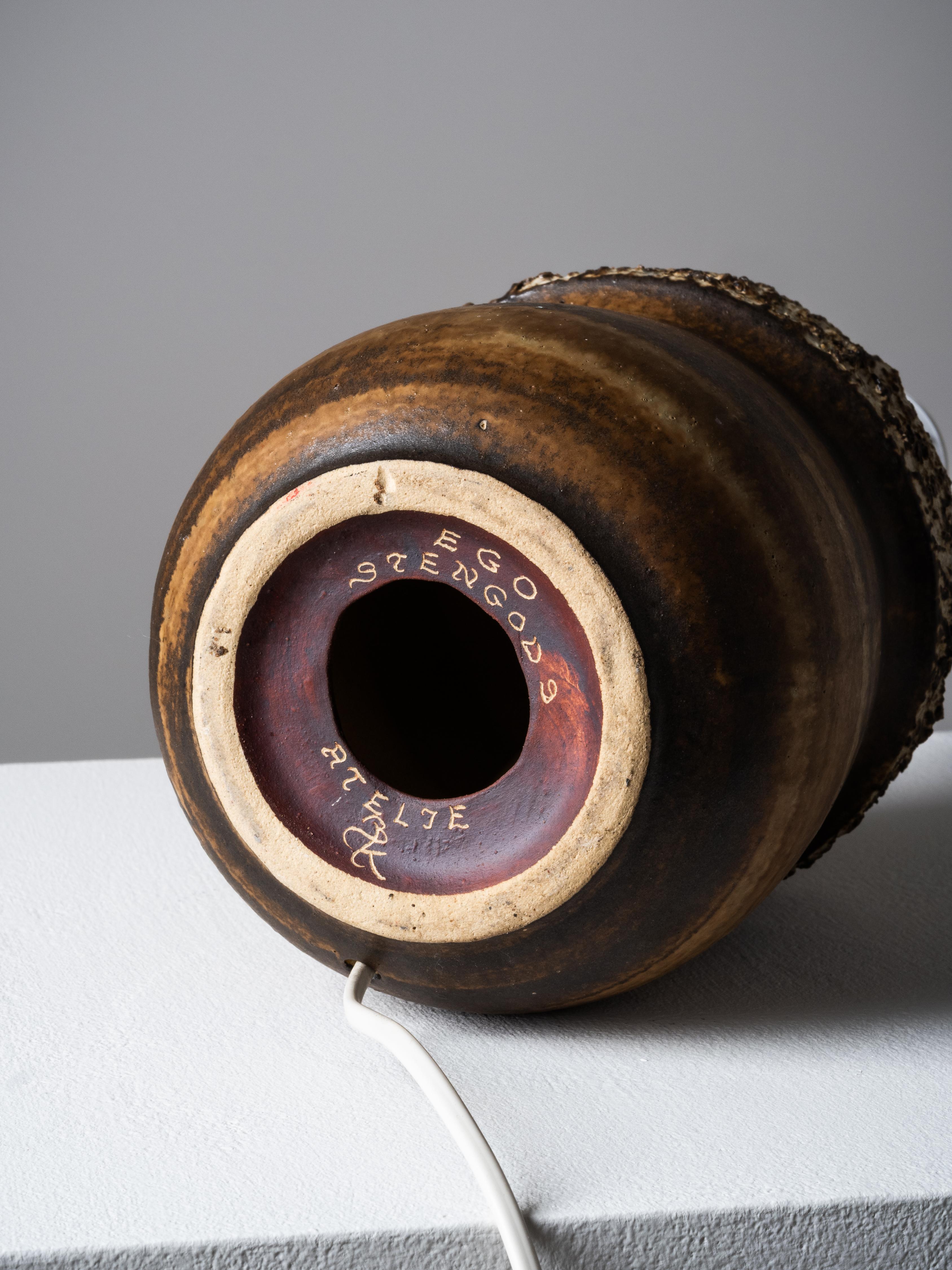Brown-Glazed Stoneware Table Lamp by Bruno Karlsson for Ego Stengods, 1960s en venta 8
