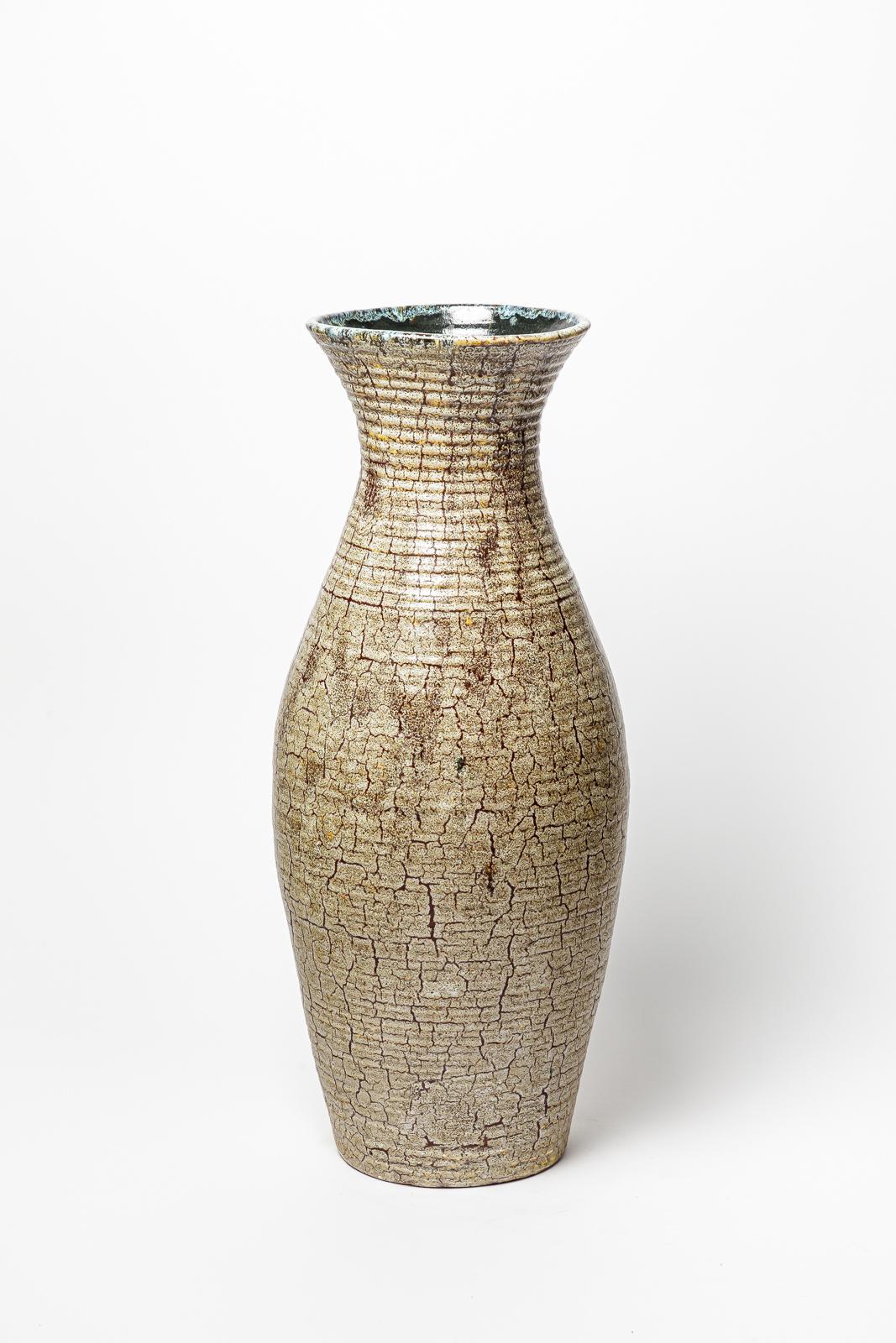 Beaux-Arts  Vase en grès émaillé Brown par Accolay, vers 1960-1970. en vente