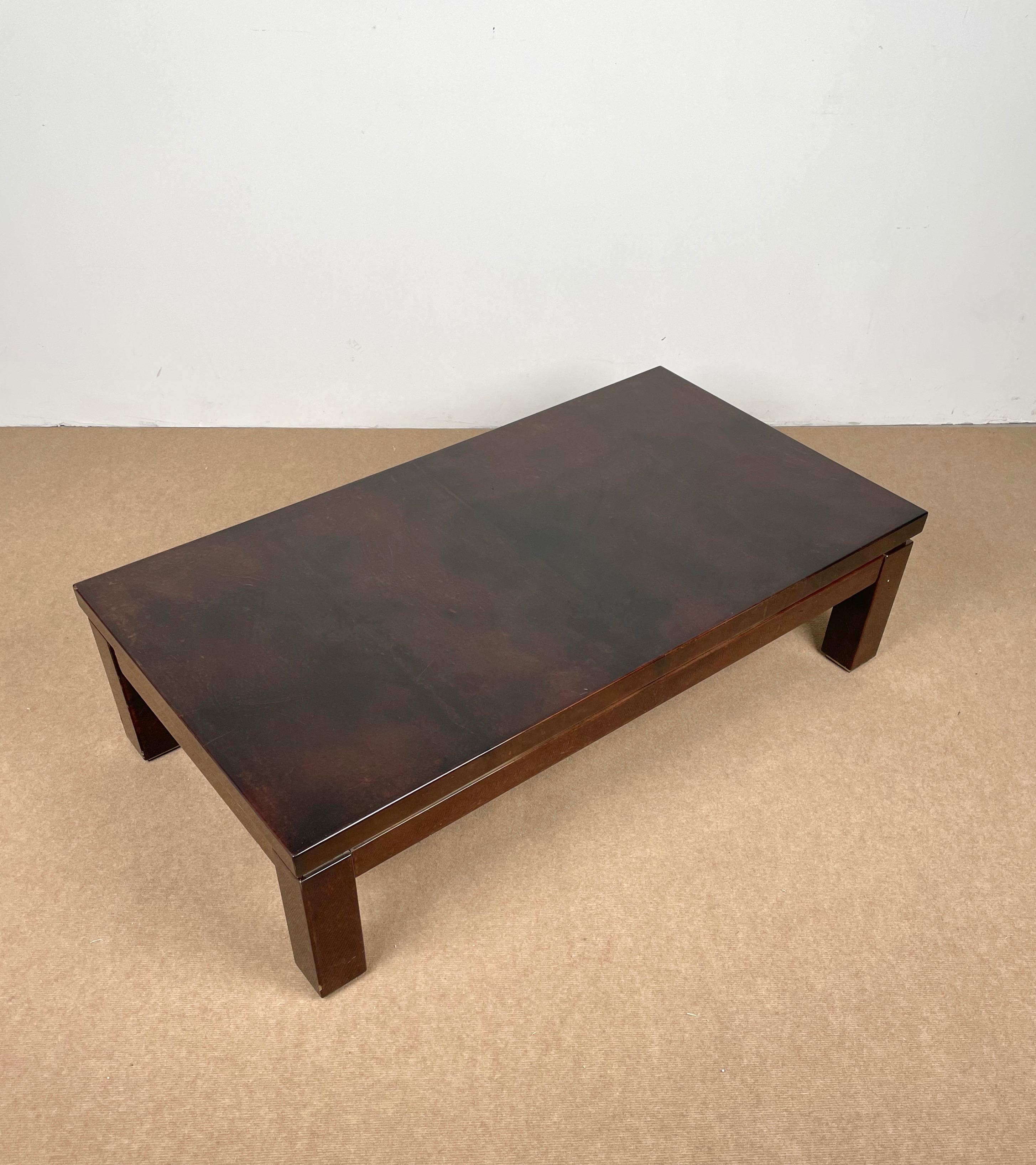 Mid-20th Century Brown Goatskin and Brass Coffee Table Attributed to Aldo Tura, Italy, 1960s For Sale