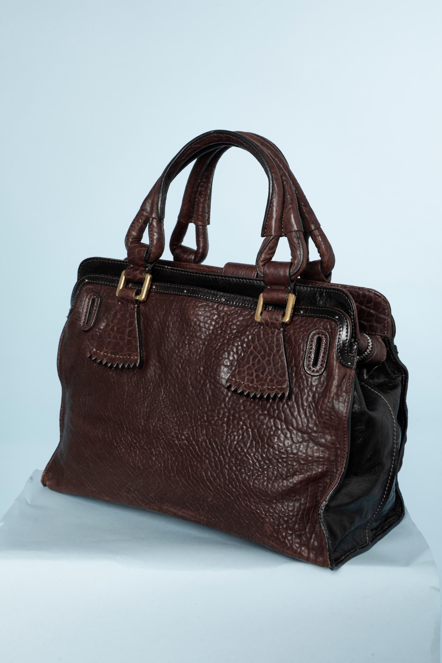 Black Brown grained leather handbag with zip Chloé  For Sale