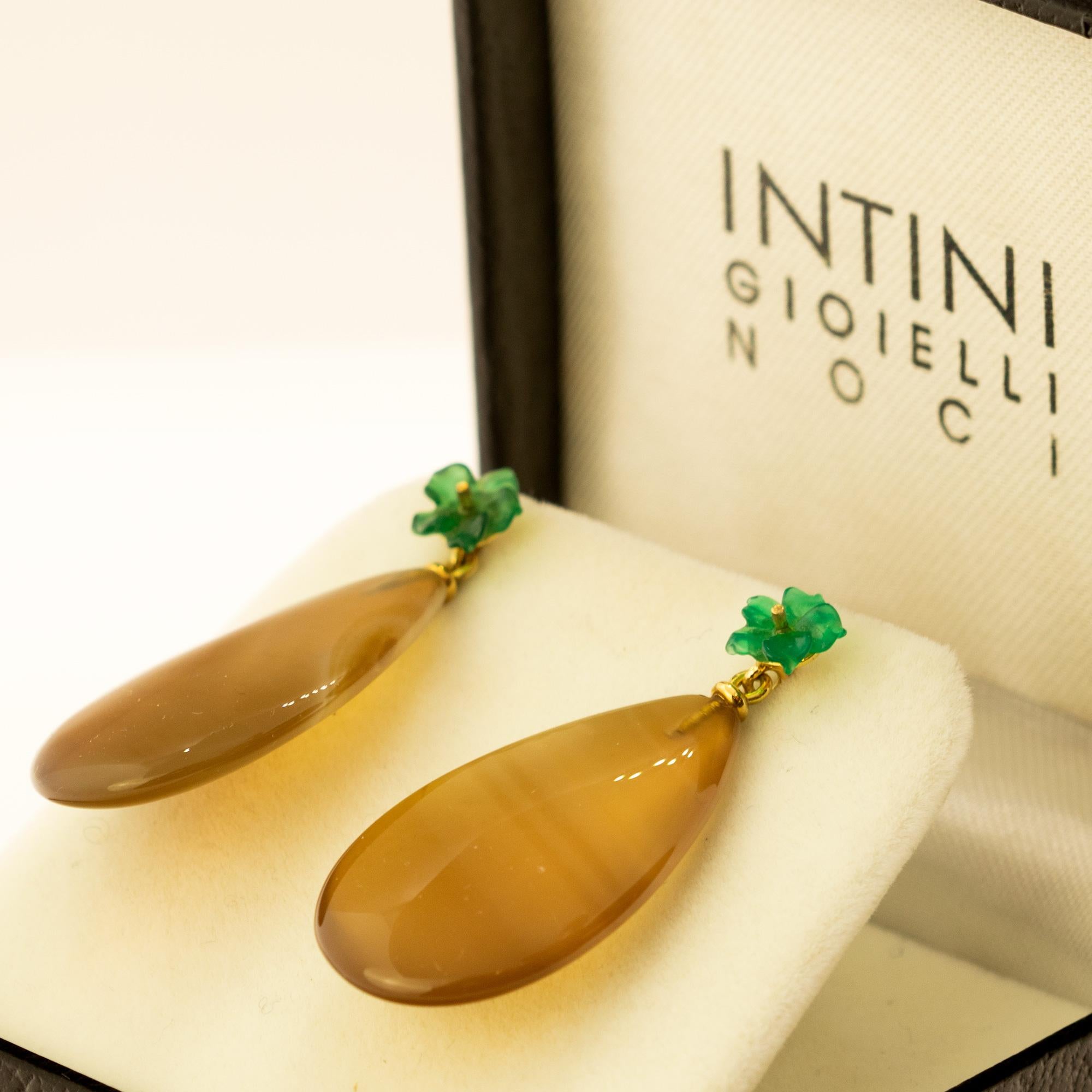 Donna Orecchini a goccia in oro naturale 18 carati con fiore di agata verde marrone, moderni e chic. in vendita