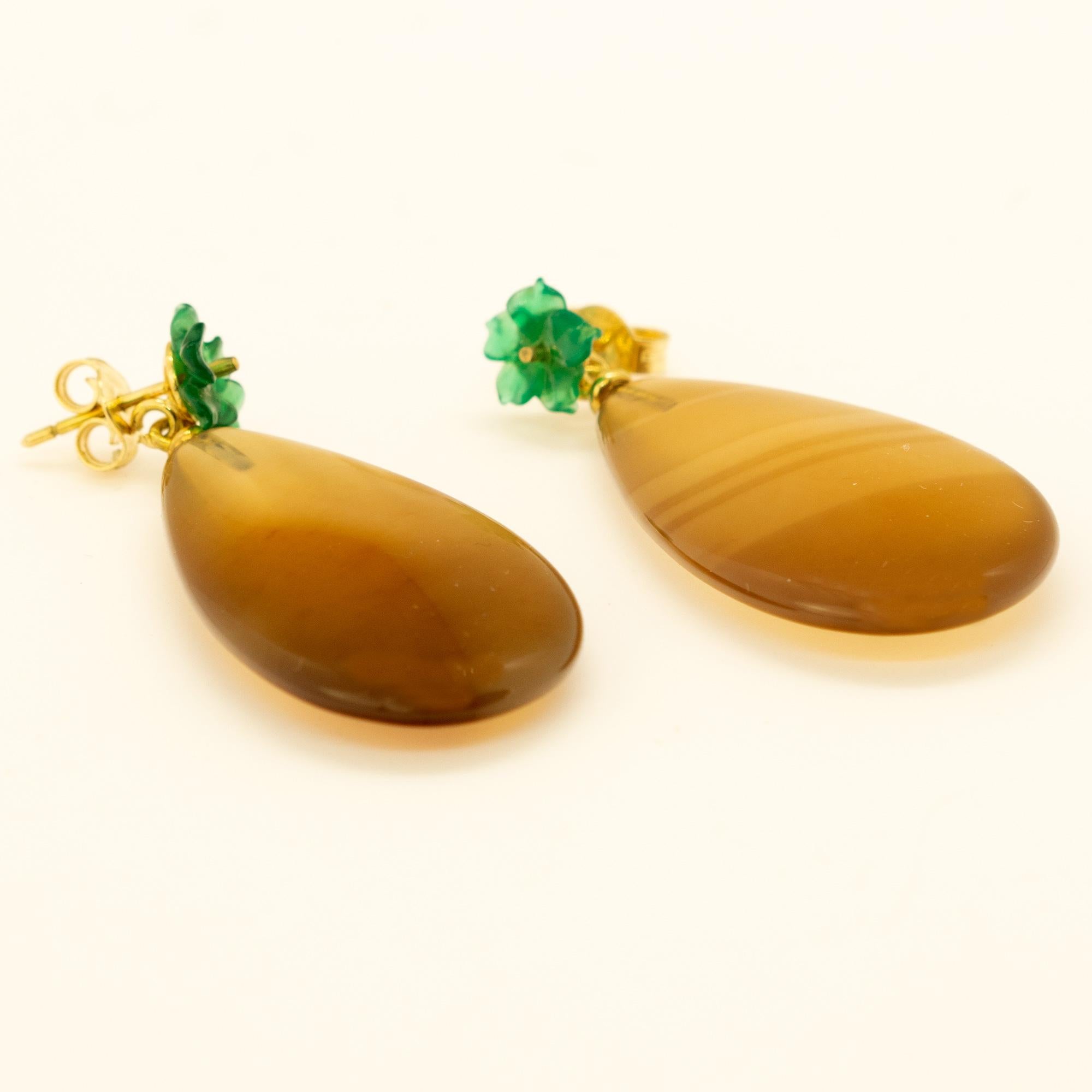 Orecchini a goccia in oro naturale 18 carati con fiore di agata verde marrone, moderni e chic. in vendita 2