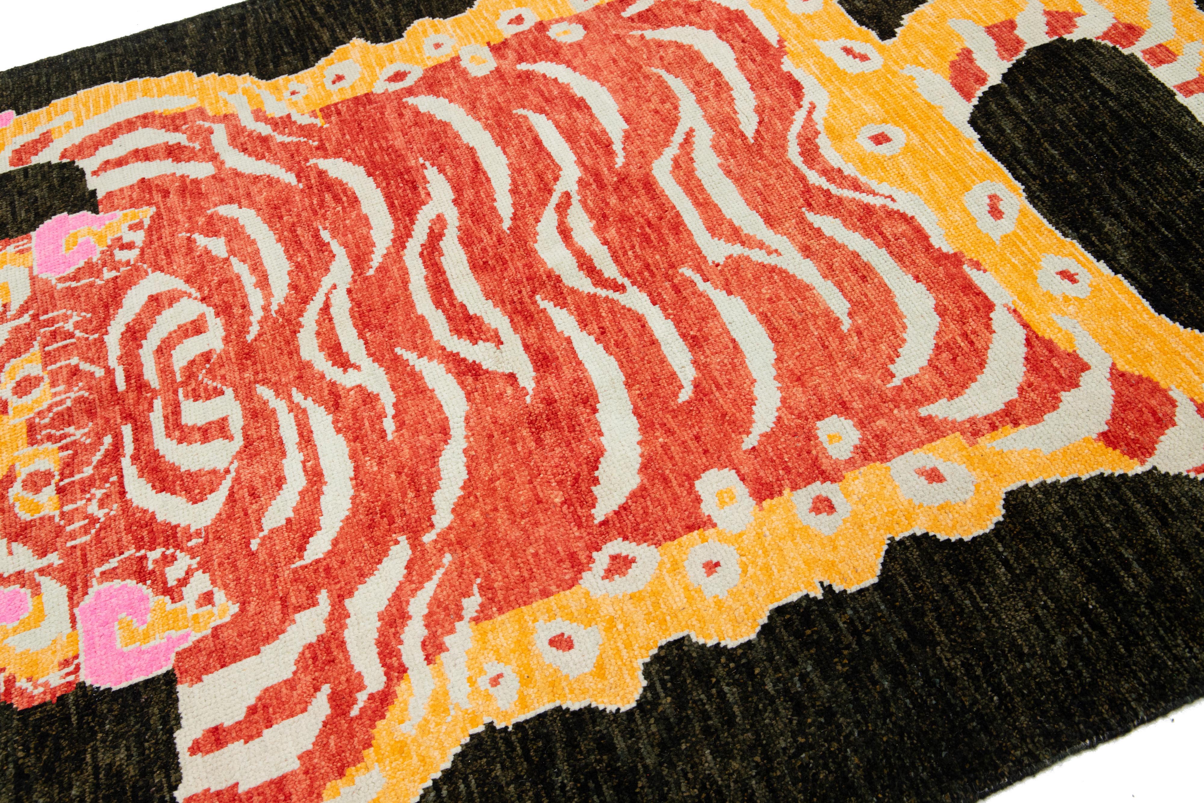 Turc Brown Knots Rugs Contemporary en laine avec un motif de tigre en vente