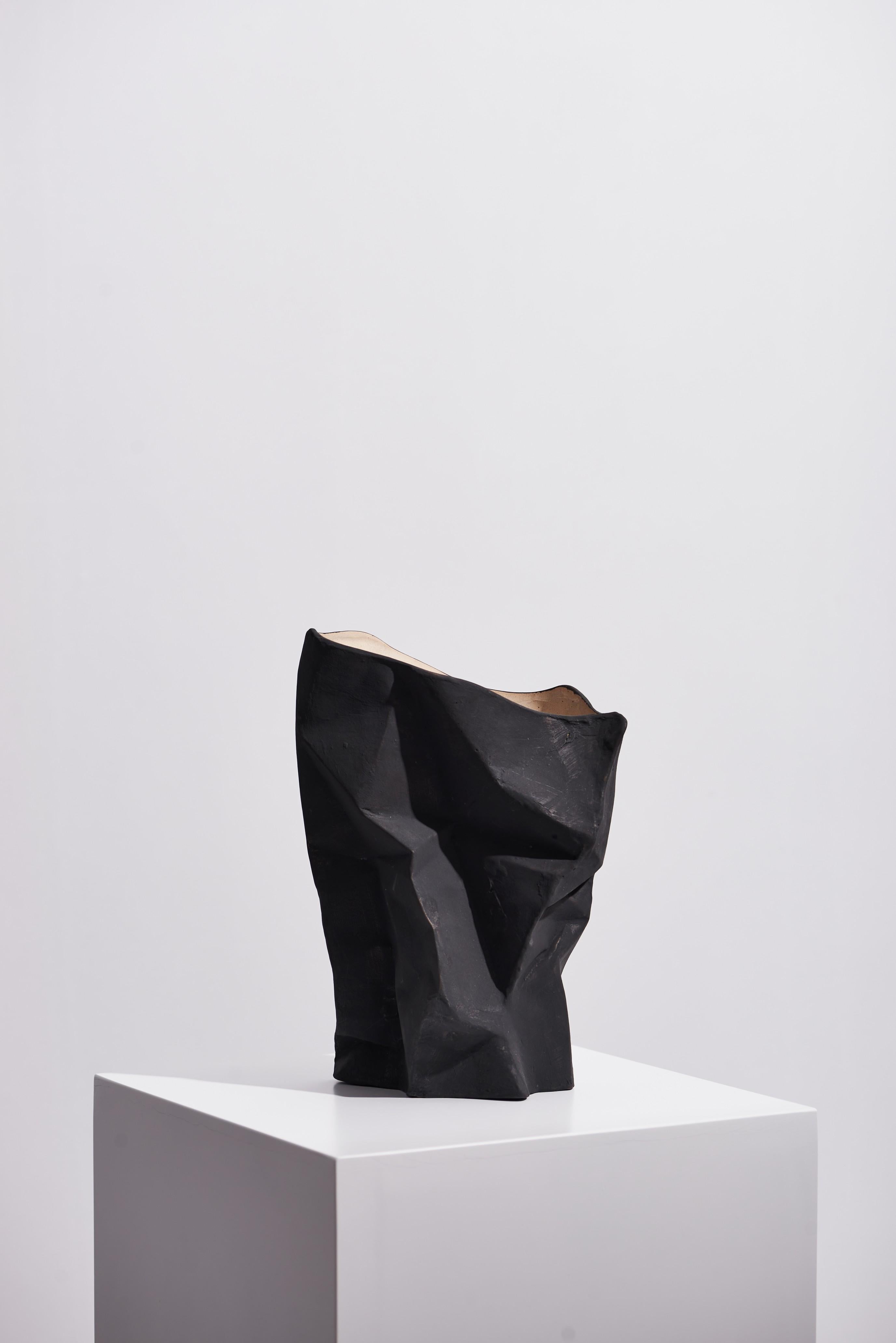 Brown Handcrafted Ceramic Paper Bag Vase with Earth-Toned Burnt Texture In New Condition For Sale In 景德镇市, CN