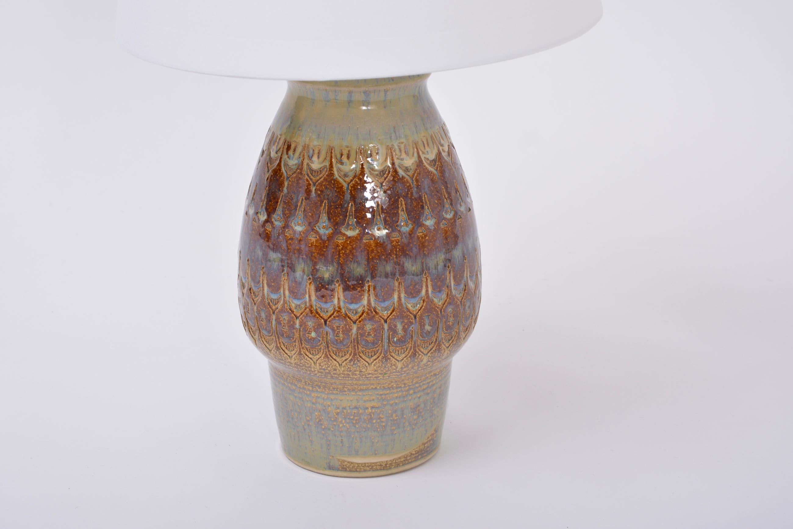 Brown Handmade Mid-Century Modern Danish Stoneware Table Lamp by Soholm Stentoj In Good Condition For Sale In Berlin, DE