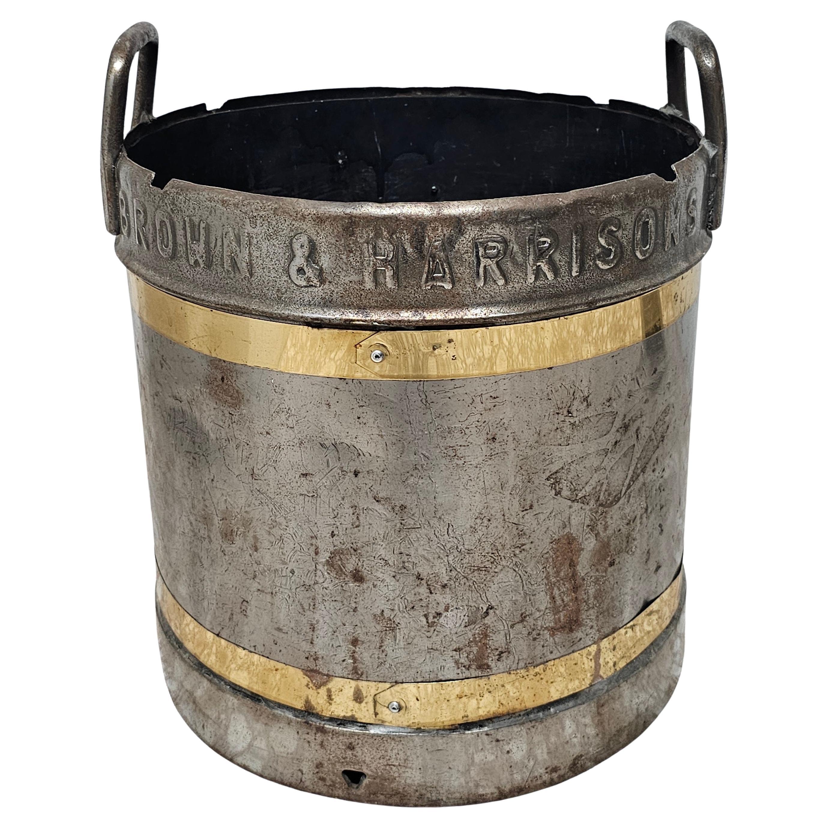 Seau à lait/ Fuel / Jardinière en acier monté en laiton Brown & Harrison's Southampton en vente