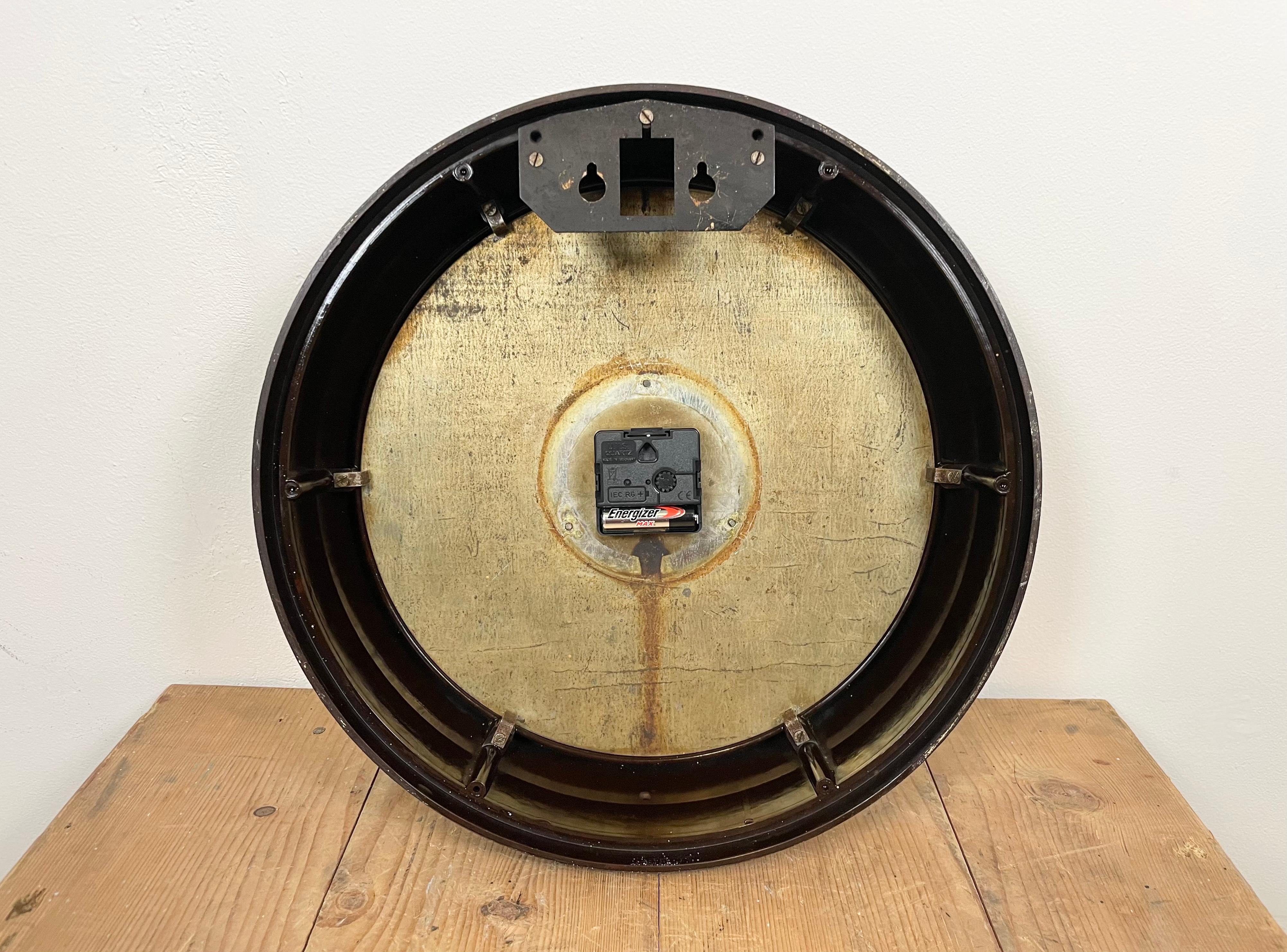 Brown Industrial Bakelite Wall Clock from Smith Sectric, 1930s 6