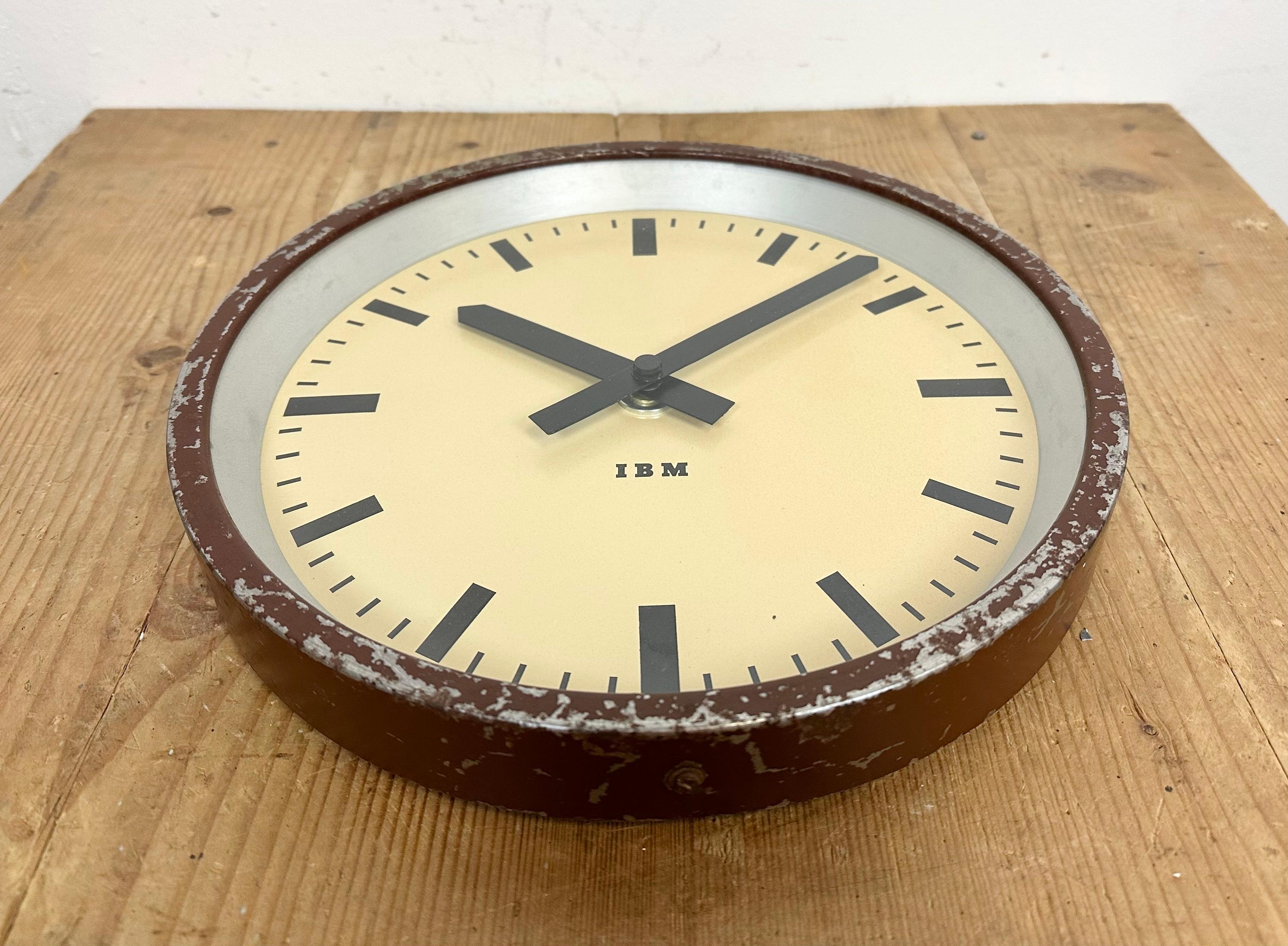 Brown Industrial Factory Wall Clock from IBM, 1950s For Sale 1