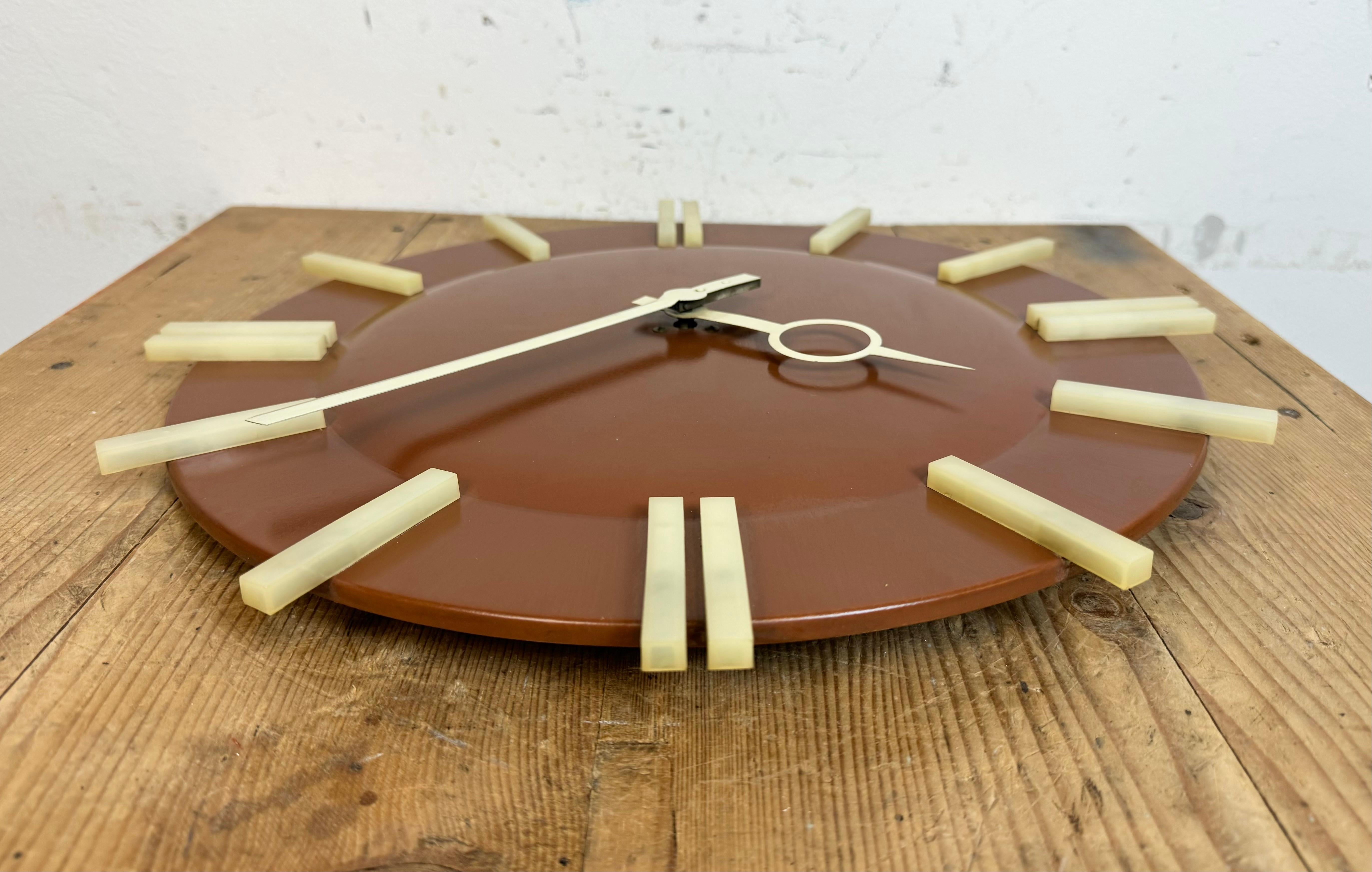 Brown Industrial Office Wall Clock from Pragotron, 1970s For Sale 8