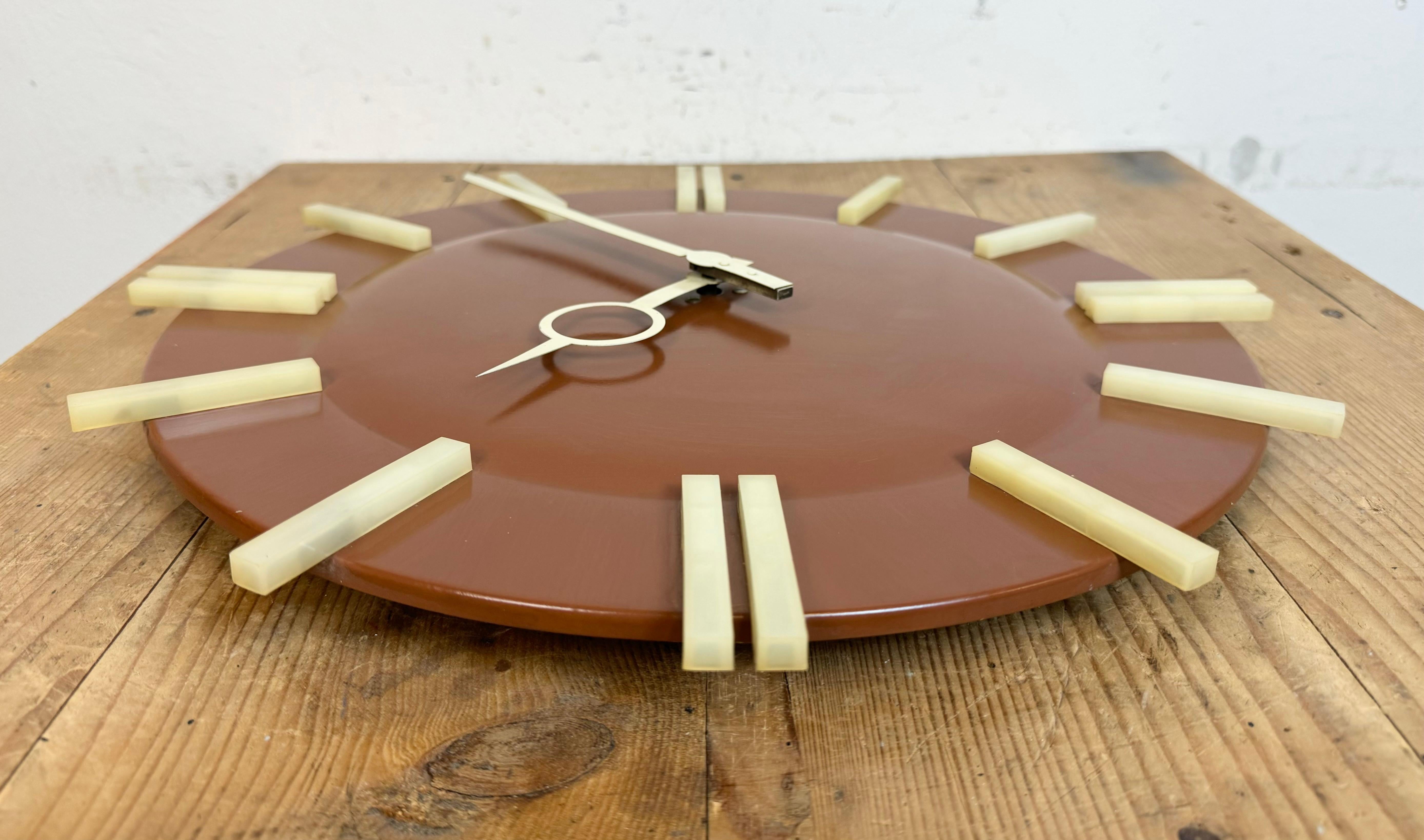 Brown Industrial Office Wall Clock from Pragotron, 1970s For Sale 9