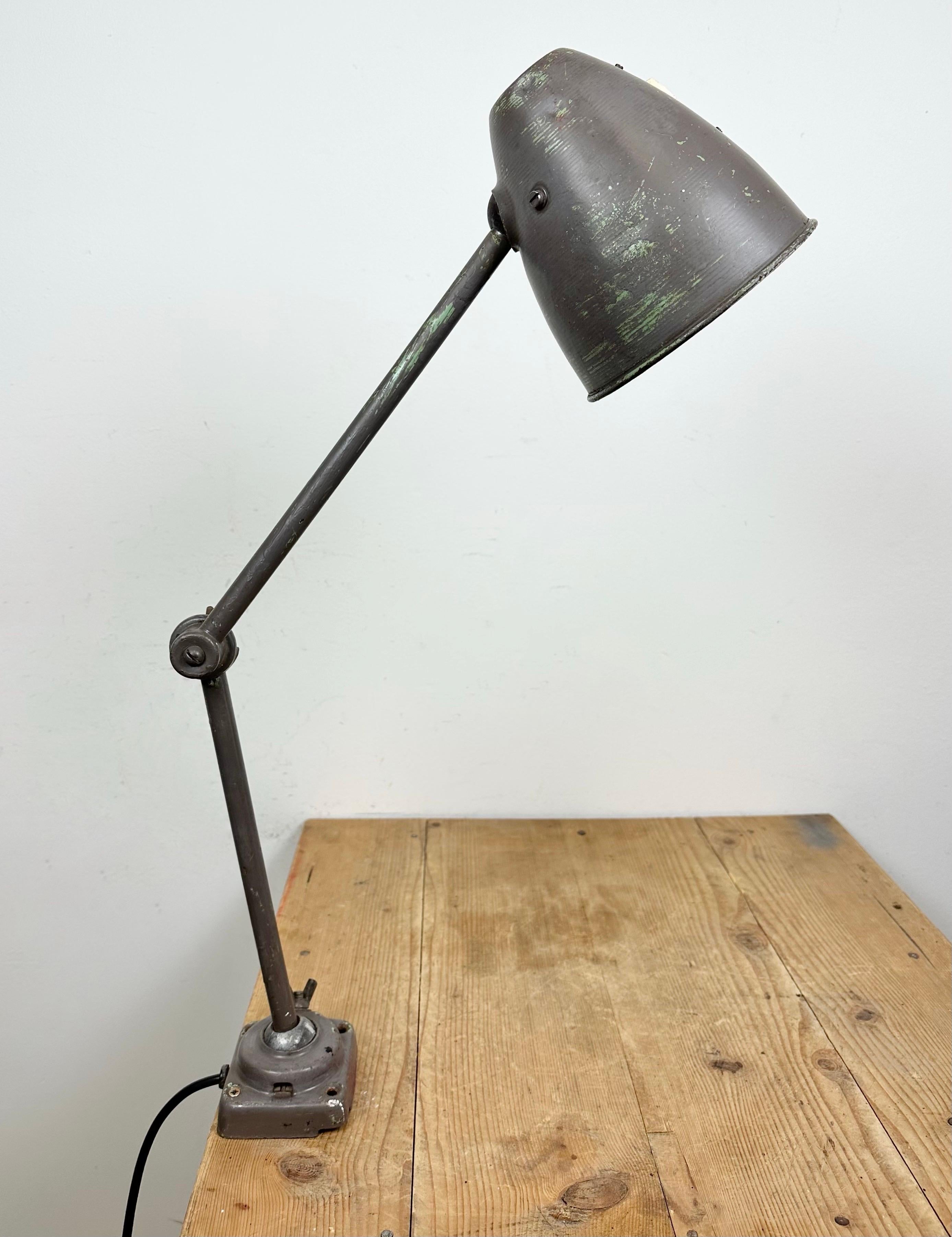 Brown Industrial Workshop Table Lamp, 1960s For Sale 3