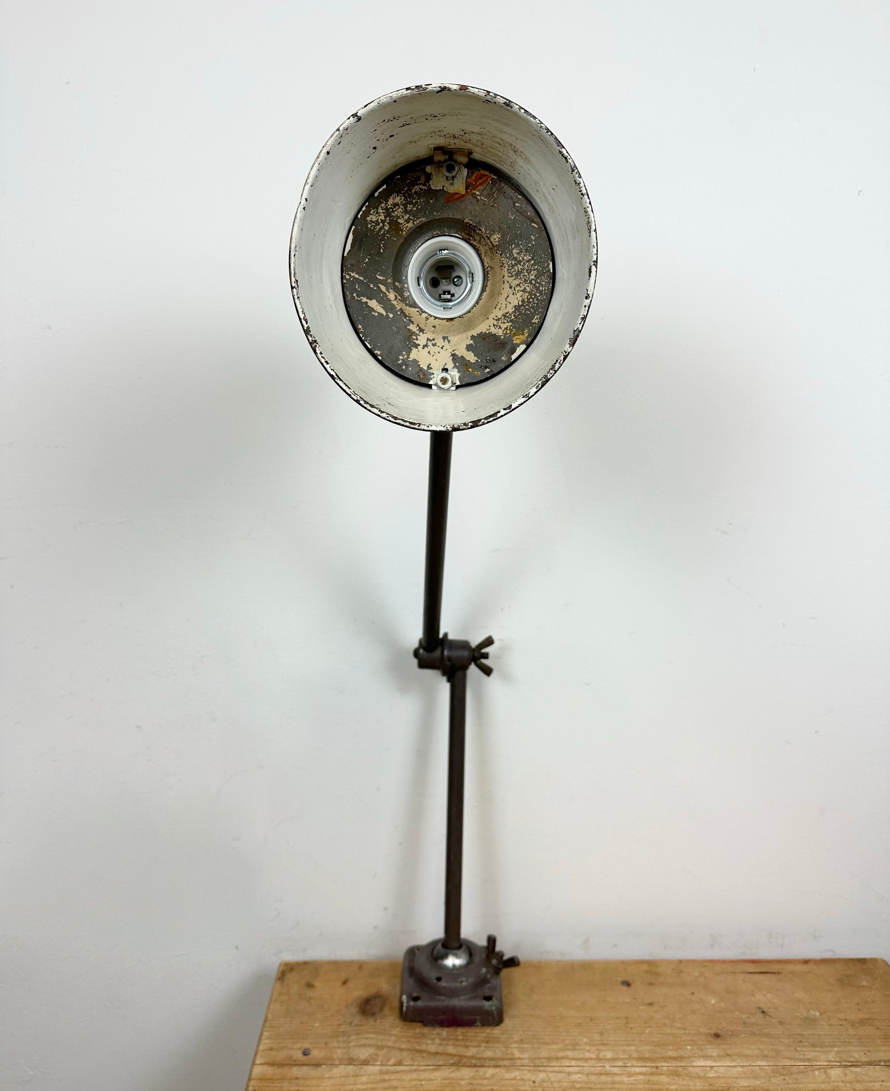 Brown Industrial Workshop Table Lamp, 1960s For Sale 10