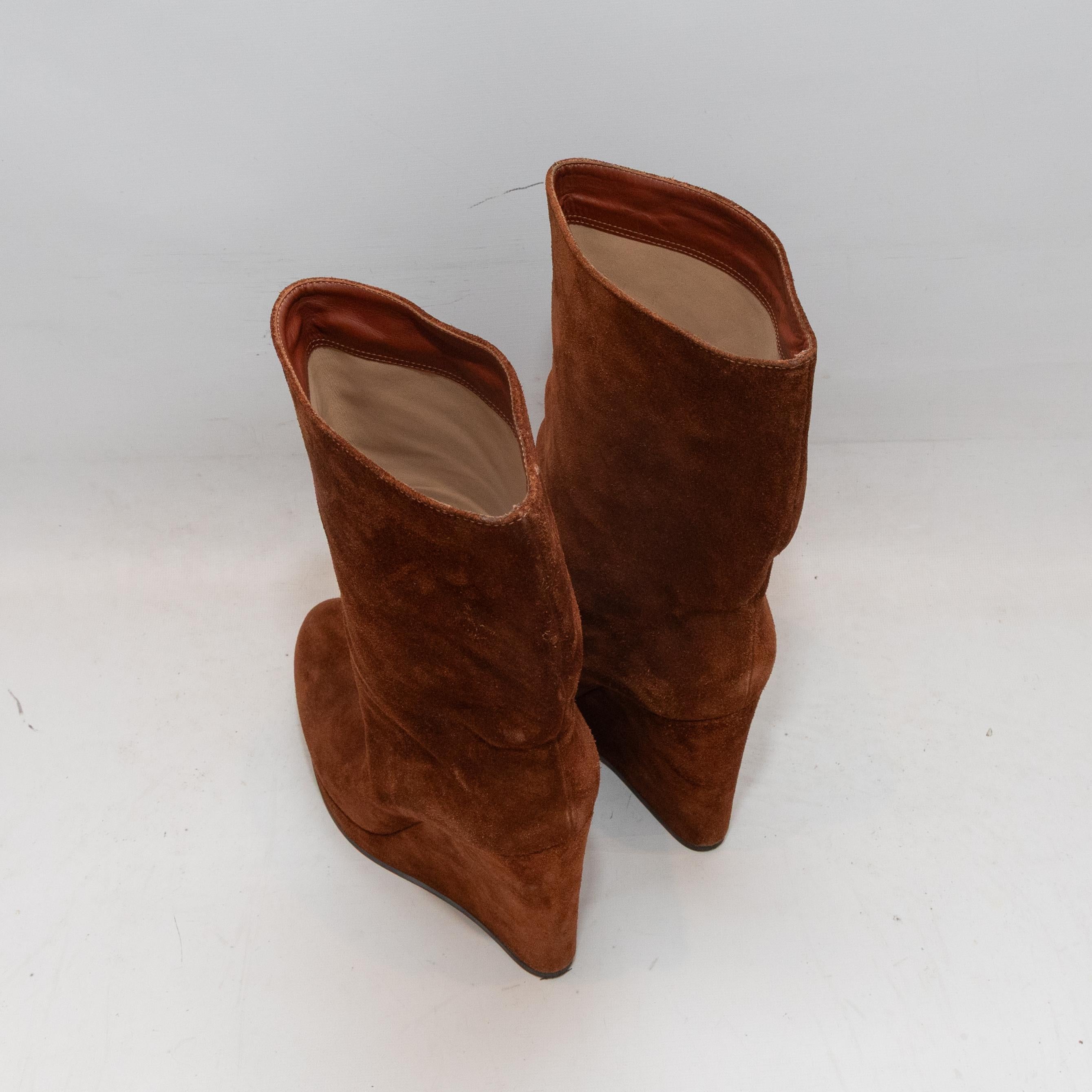 Brown Jil Sander Suede Wedge Mid-Calf Boots Size 38.5 Marrón en venta