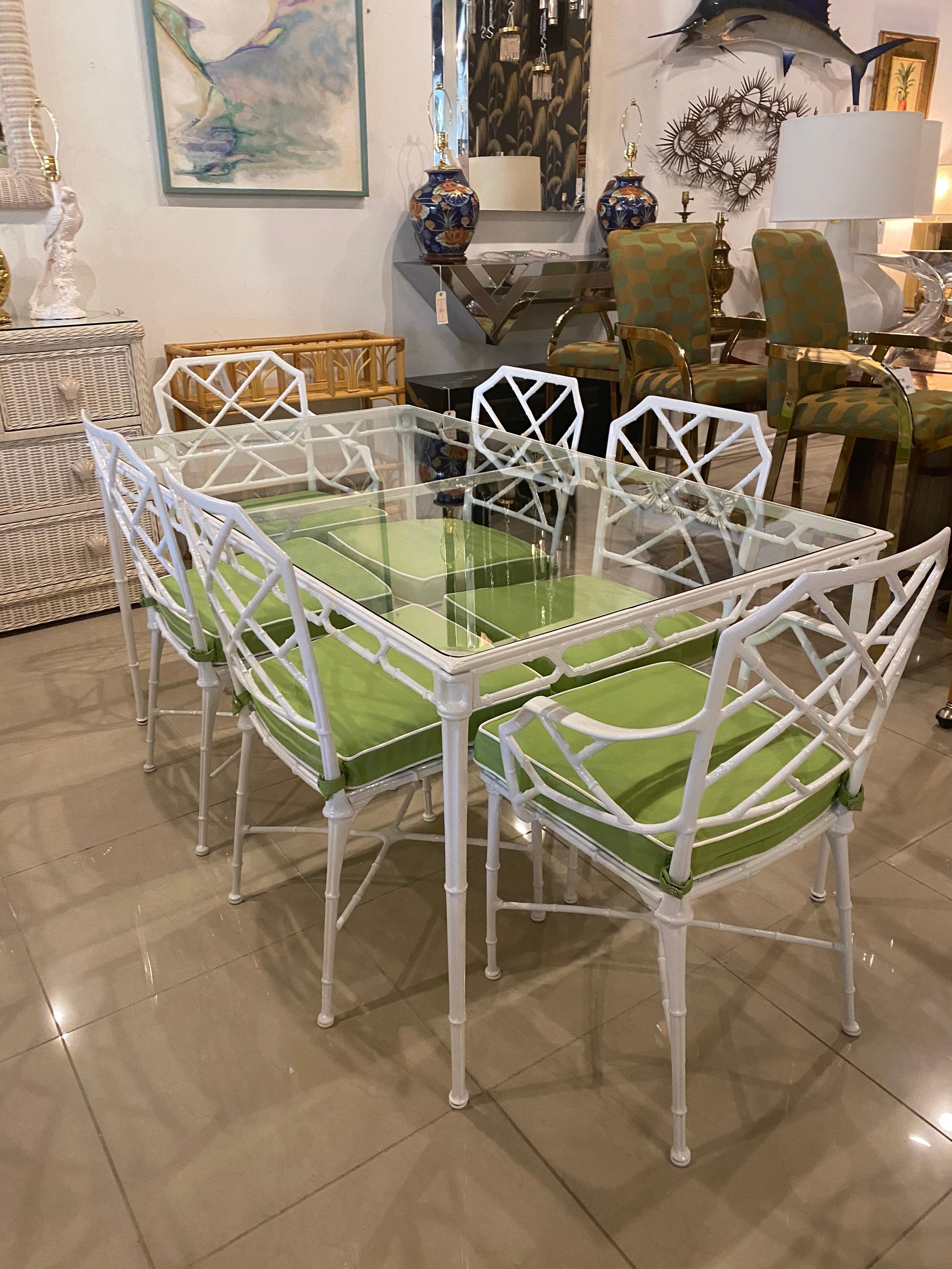 Brown Jordan Calcutta Dining Table & Chairs Patio Set New Upholstery Powdercoat In Excellent Condition In West Palm Beach, FL