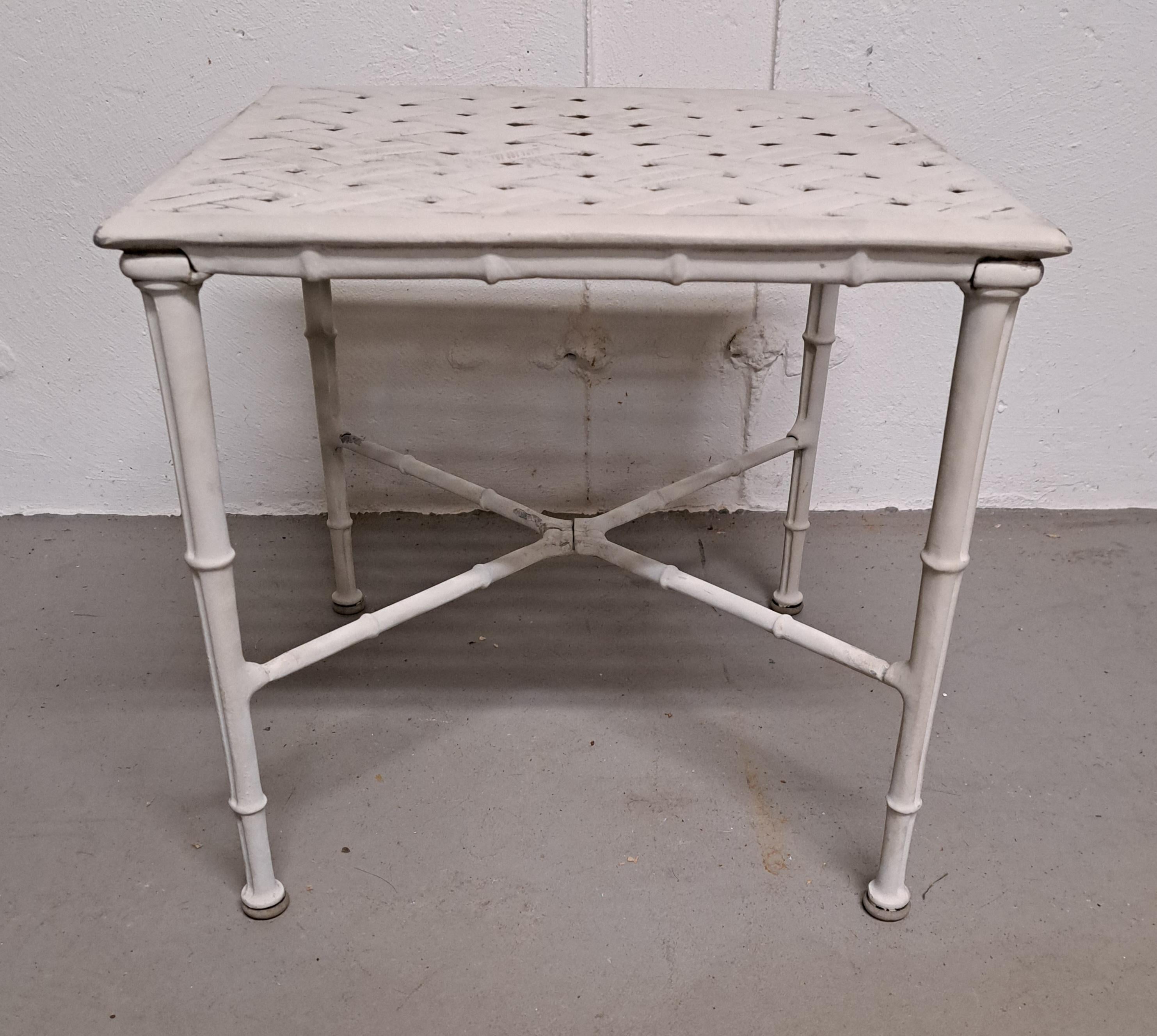 Mid-Century Modern Table d'appoint ou tabouret Brown Jordan en vente